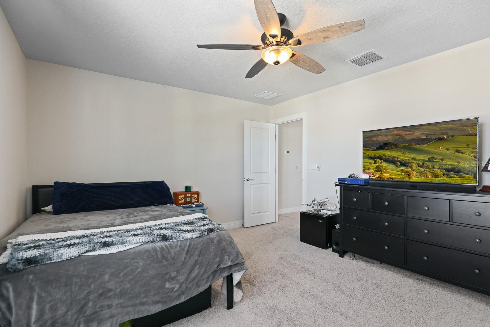 Image 29 of 40 For 12945 Brookside Moss Drive