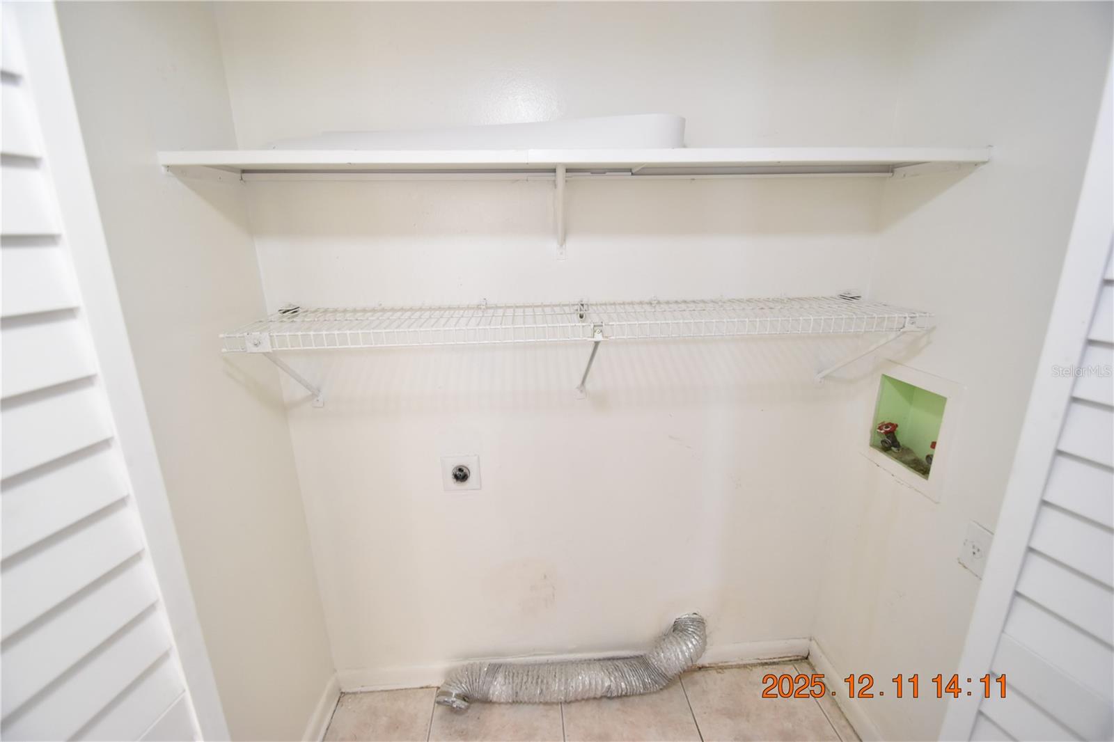 Image 14 of 41 For 10541 Parkcrest Drive