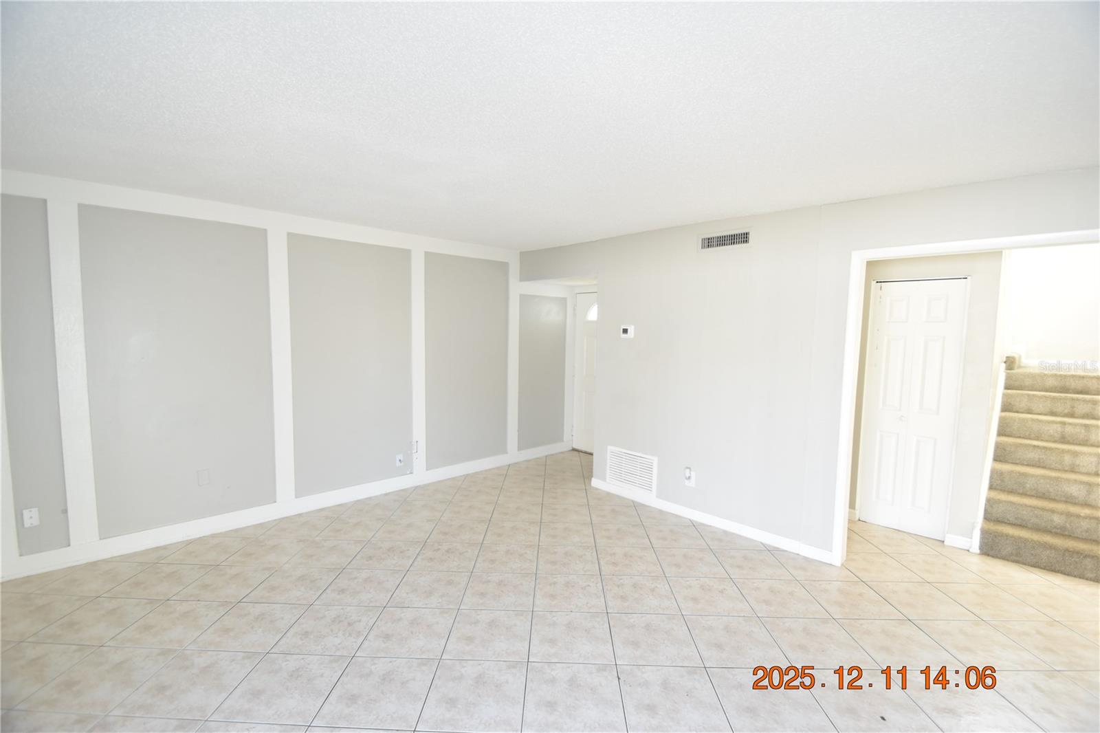 Image 3 of 41 For 10541 Parkcrest Drive