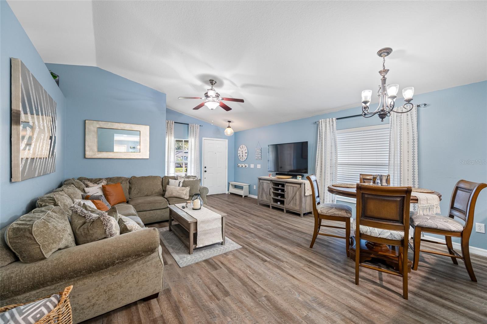 Image 16 of 77 For 21351 Morning Mist Way