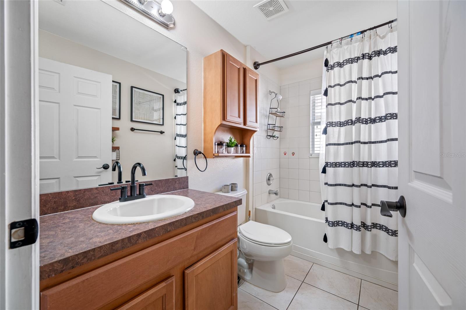 Image 33 of 77 For 21351 Morning Mist Way