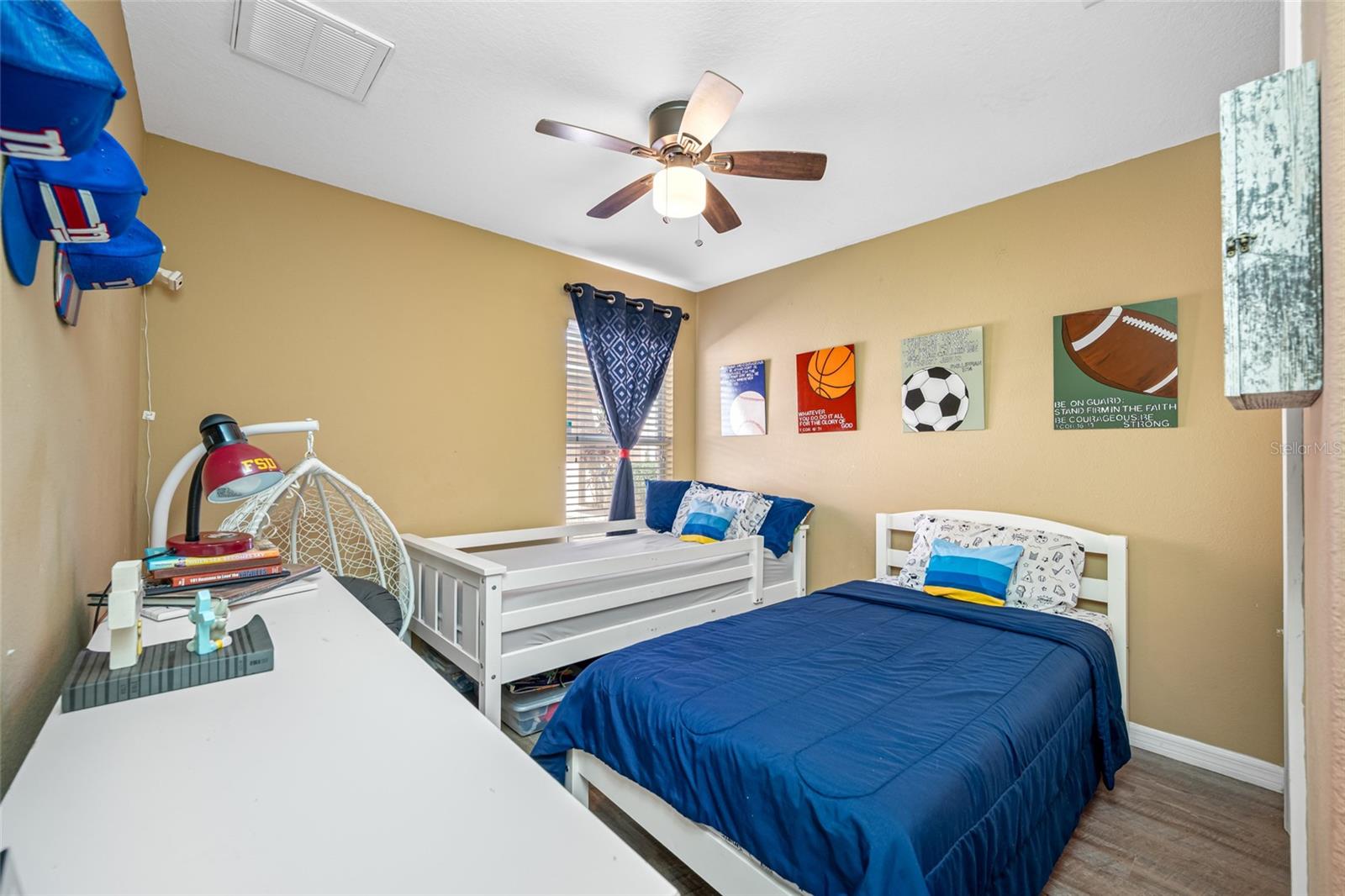 Image 35 of 77 For 21351 Morning Mist Way