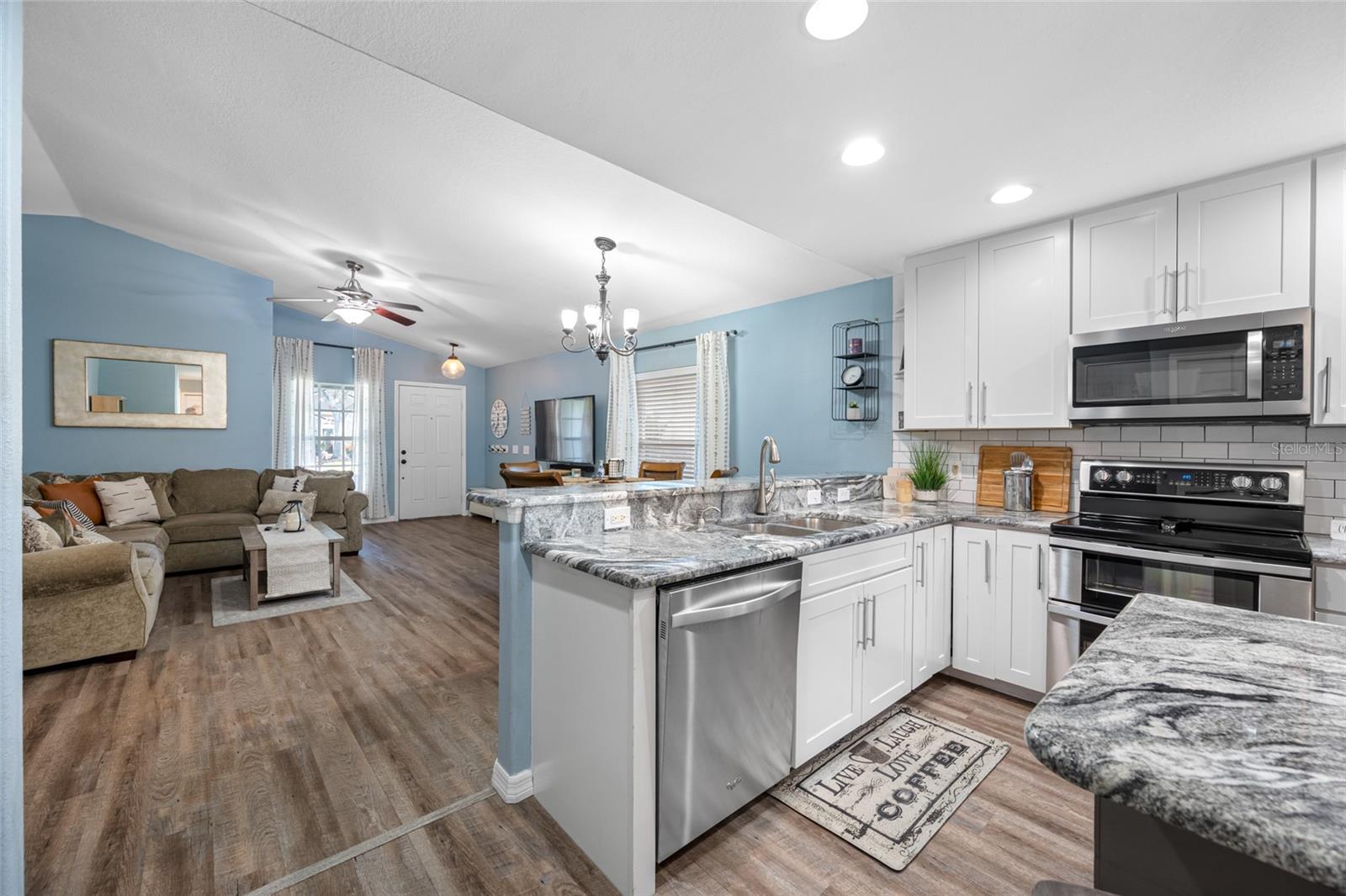 Image 8 of 77 For 21351 Morning Mist Way