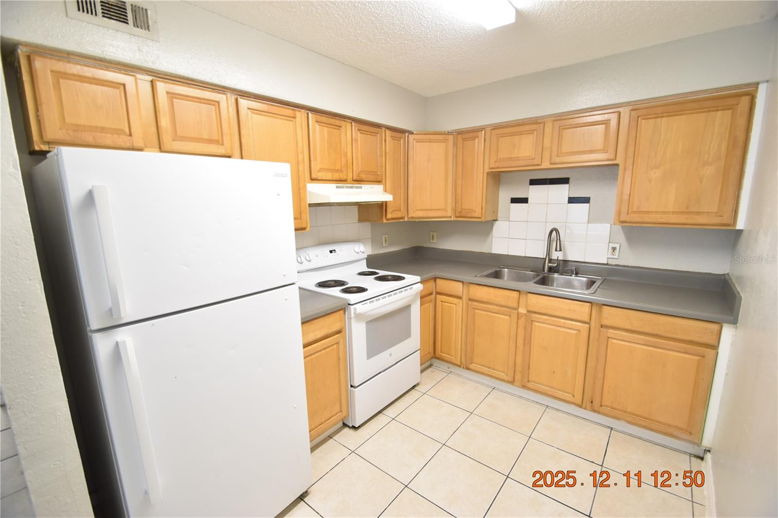 Image 12 of 23 For 2205 Irene Street