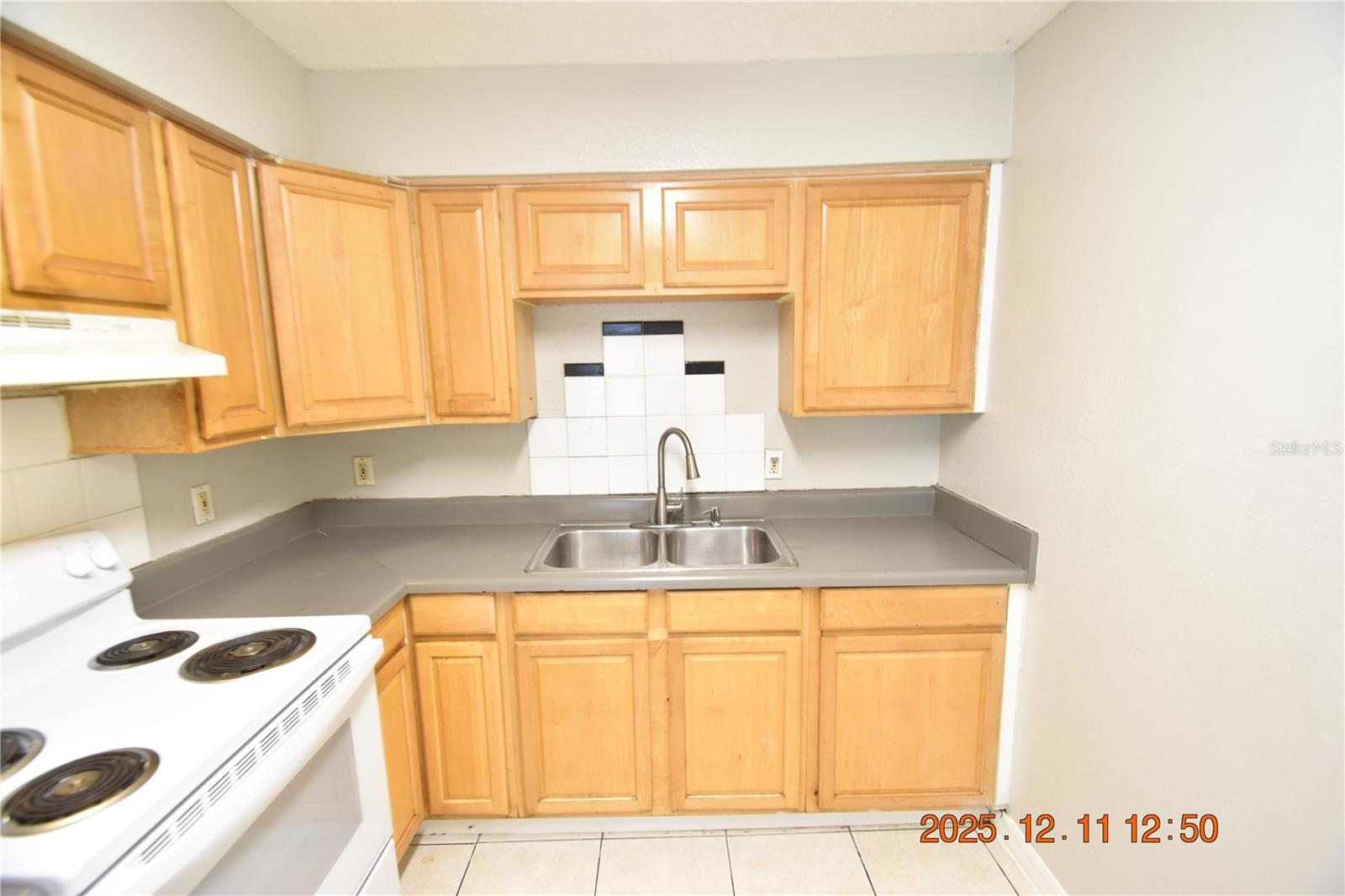 Image 14 of 23 For 2205 Irene Street