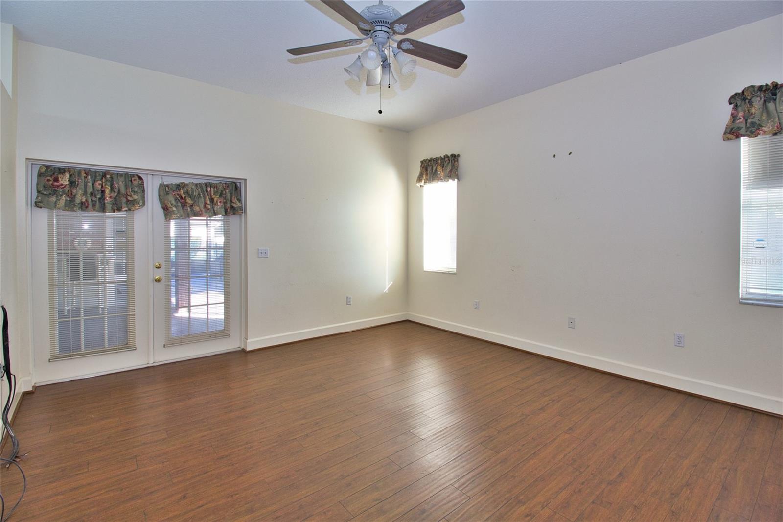 Image 20 of 55 For 5115 Deeson Pointe Court