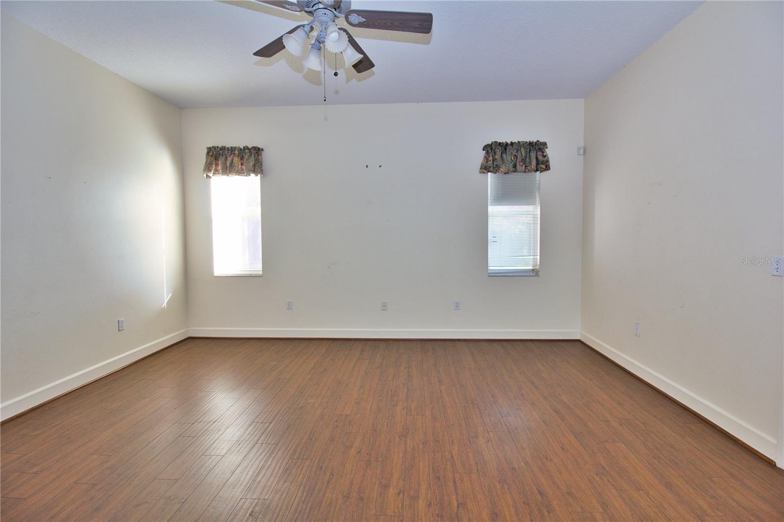 Image 21 of 55 For 5115 Deeson Pointe Court