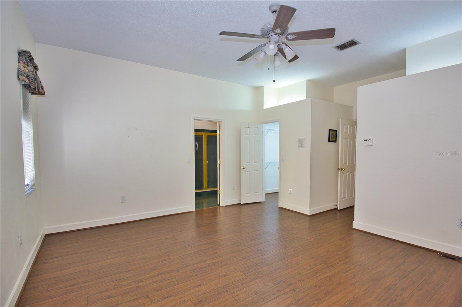 Image 22 of 55 For 5115 Deeson Pointe Court