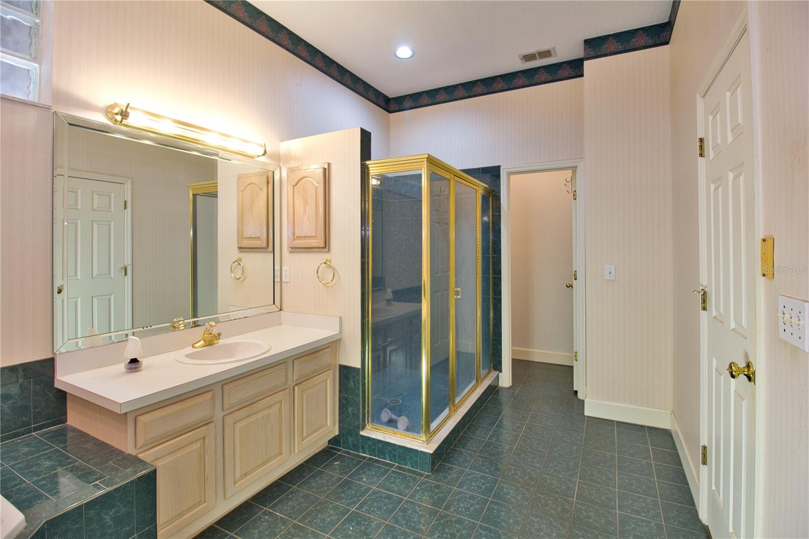 Image 24 of 55 For 5115 Deeson Pointe Court