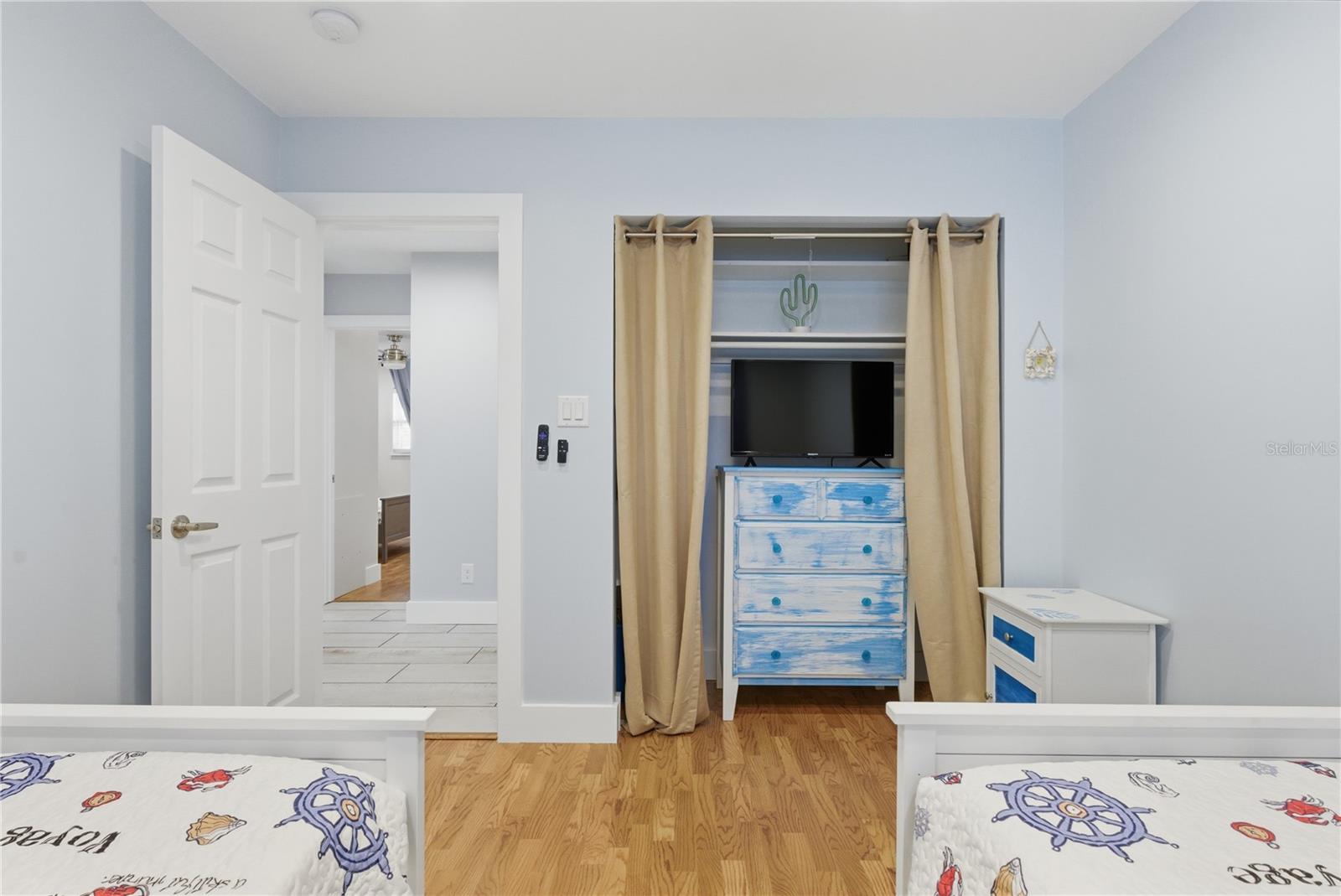 Image 13 of 28 For 8288 137th Lane