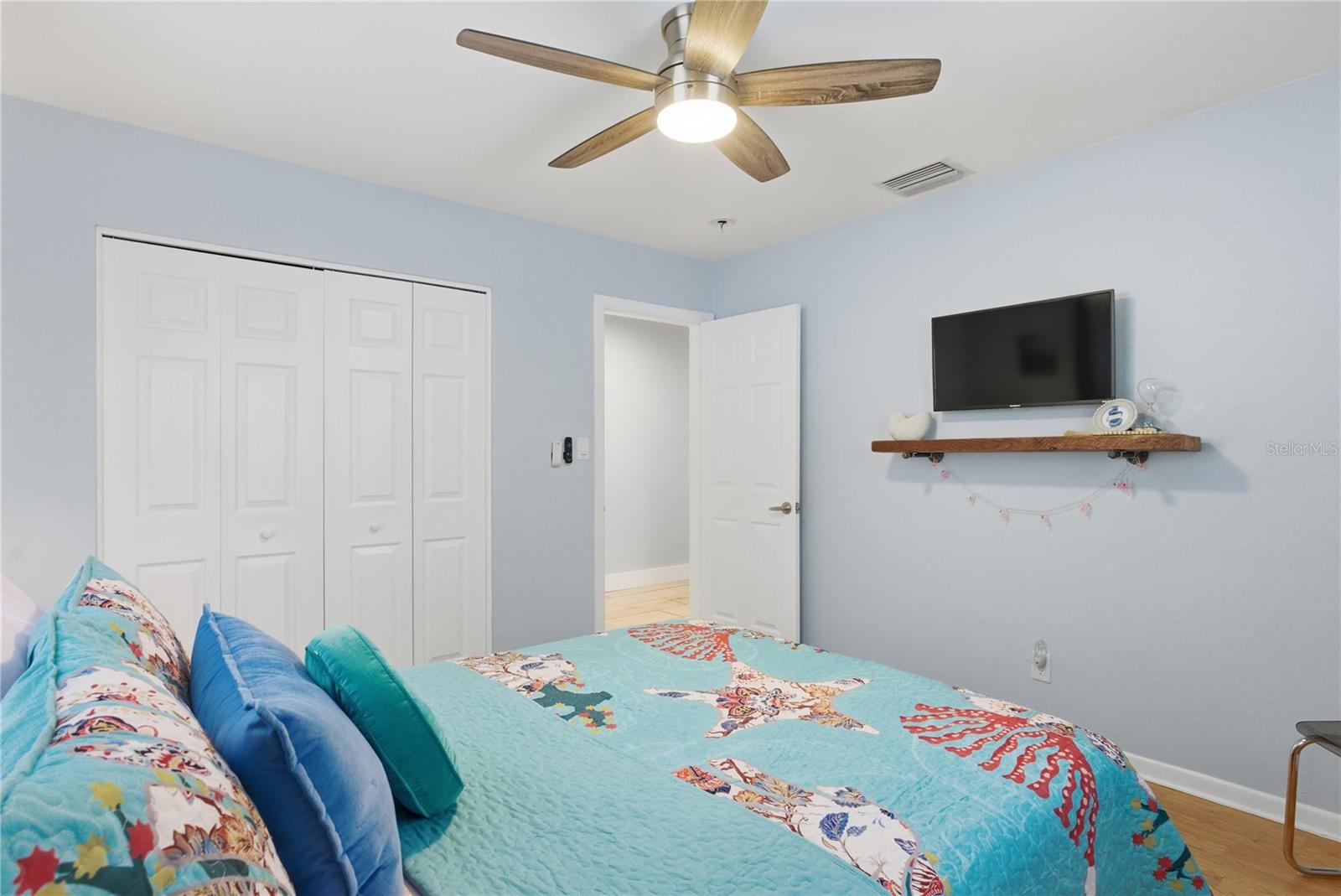 Image 15 of 28 For 8288 137th Lane