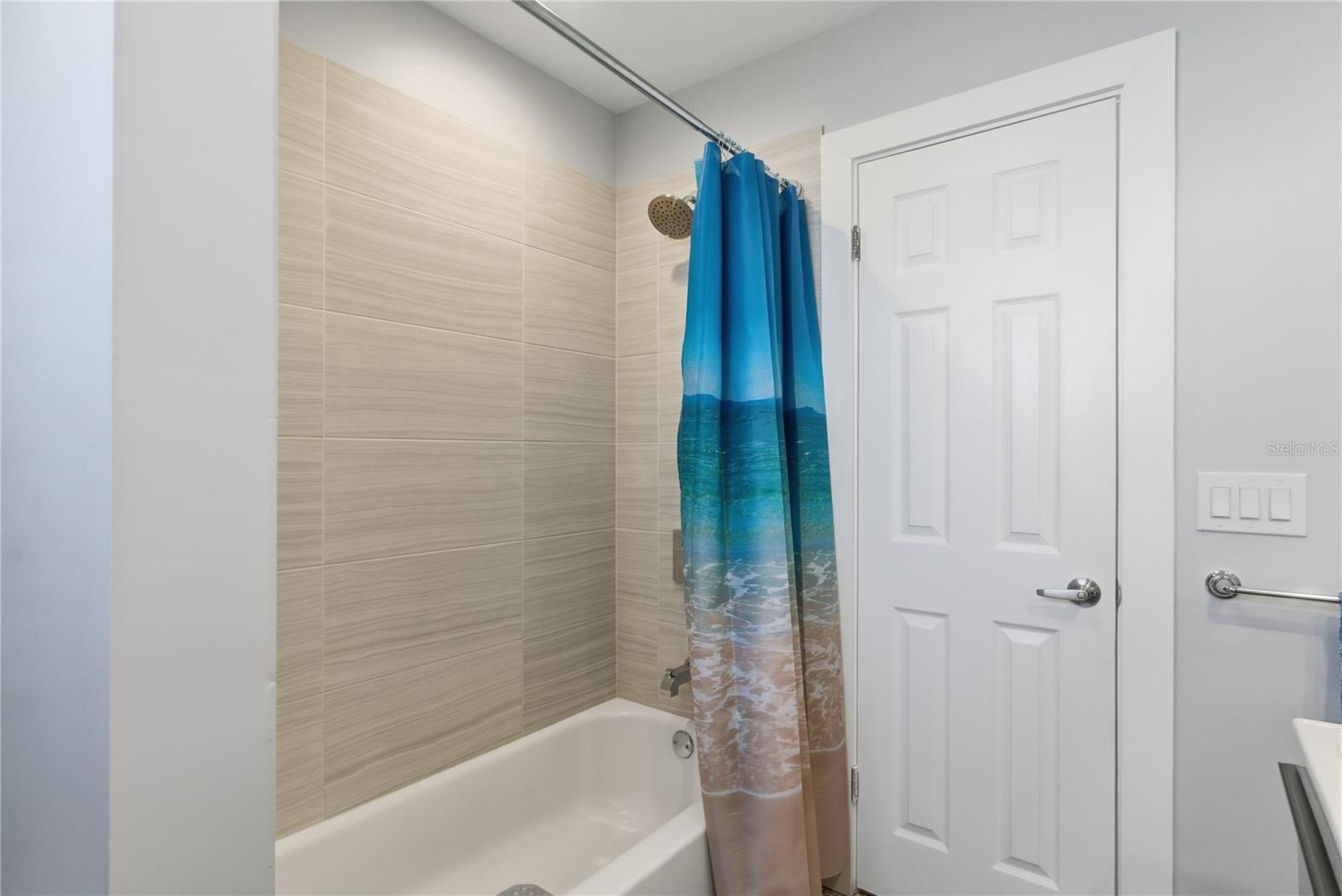 Image 17 of 28 For 8288 137th Lane