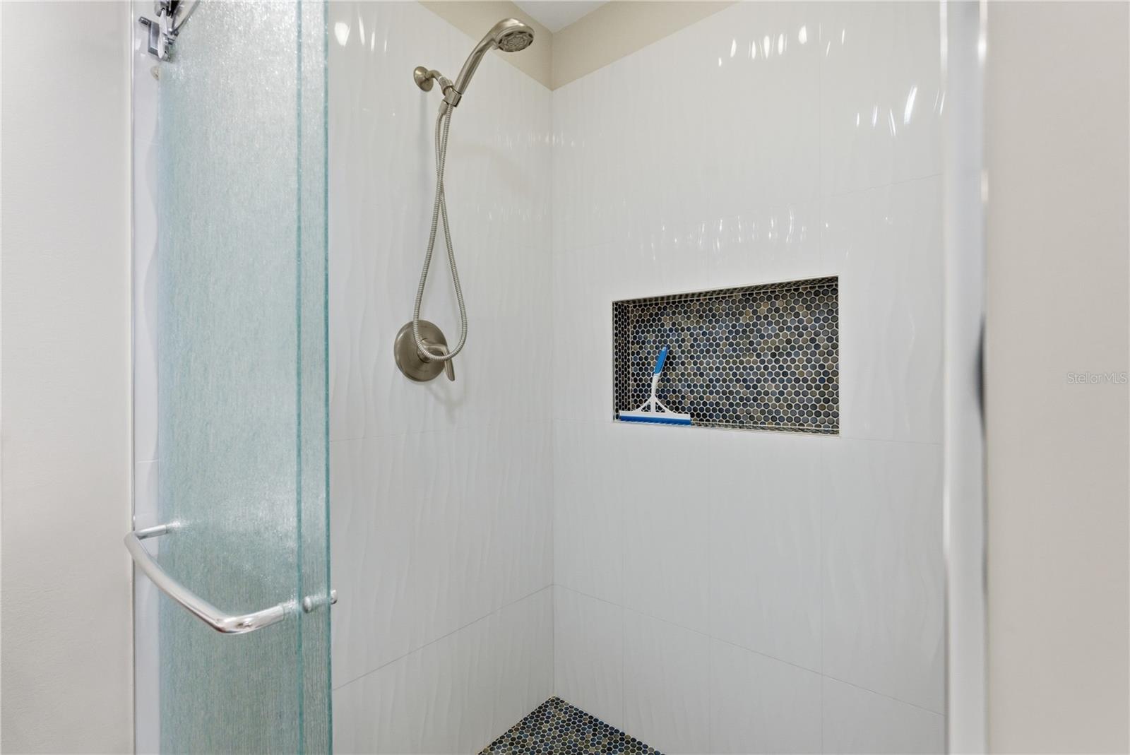 Image 21 of 28 For 8288 137th Lane