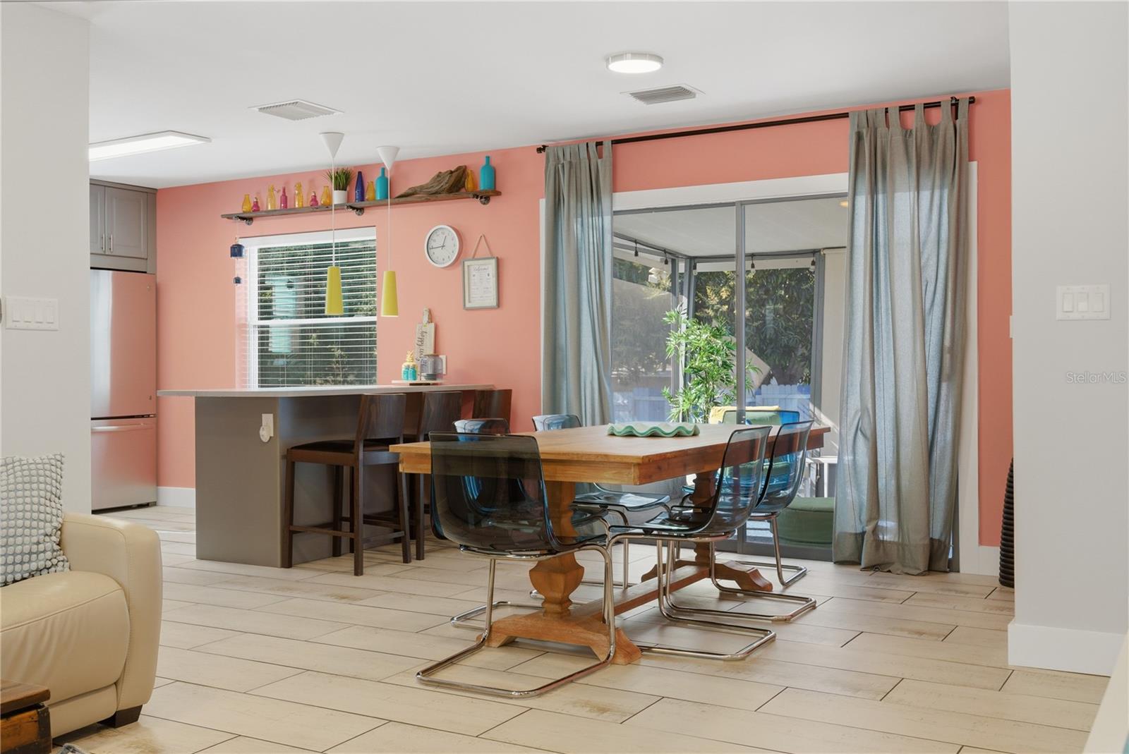 Image 7 of 28 For 8288 137th Lane