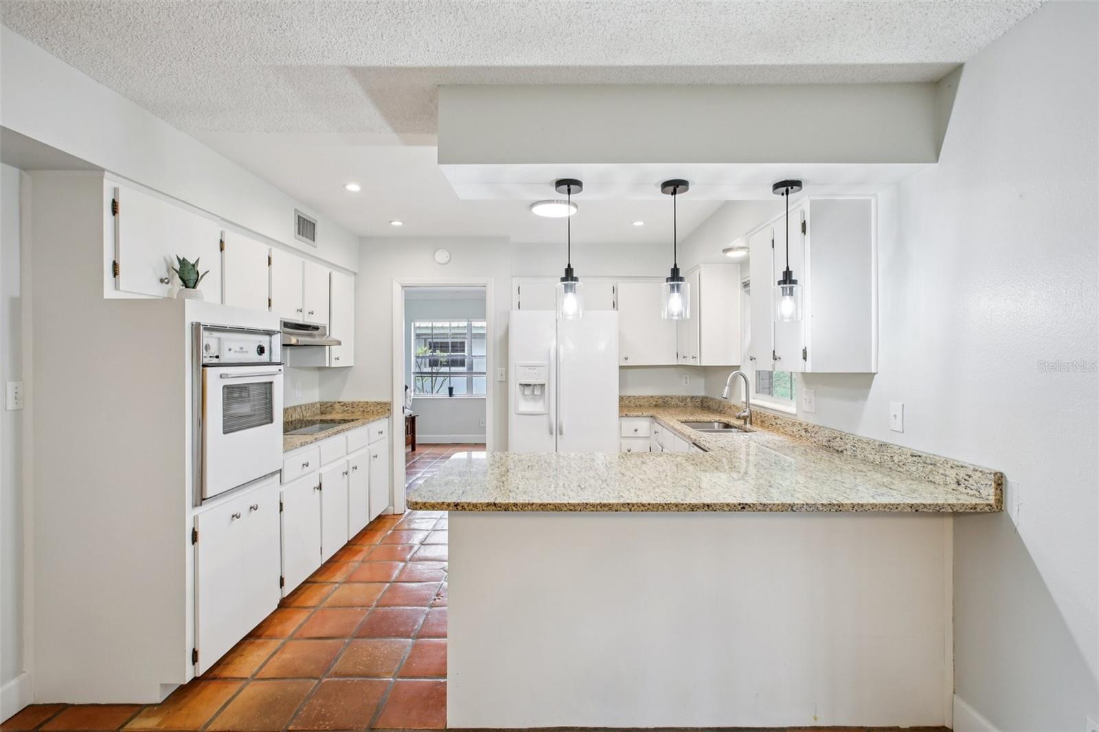 Image 10 of 37 For 1218 Lake Ariana Boulevard