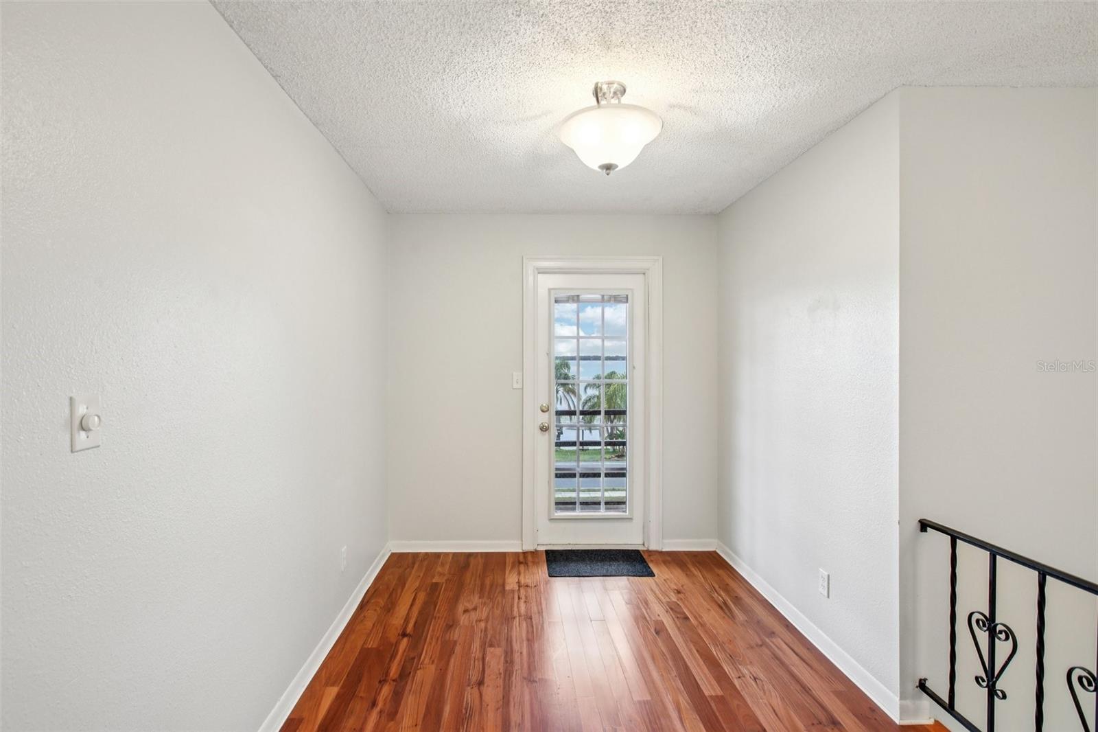 Image 19 of 37 For 1218 Lake Ariana Boulevard