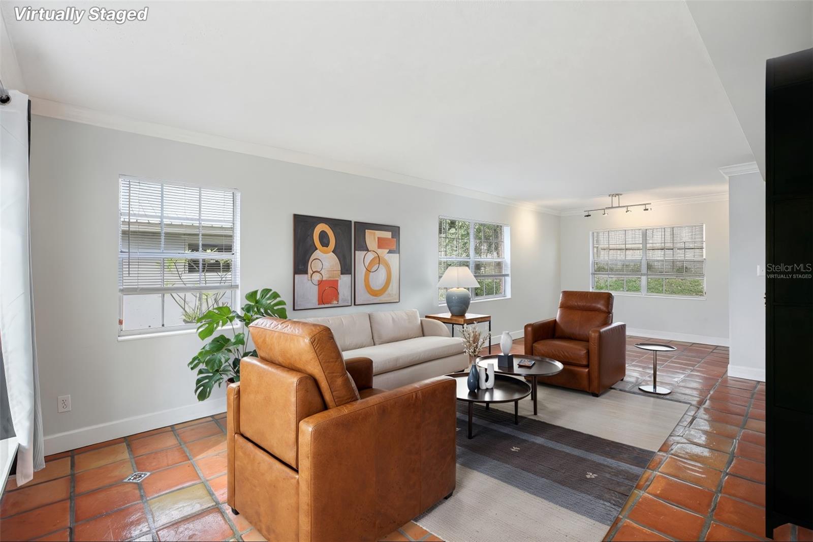 Image 3 of 37 For 1218 Lake Ariana Boulevard