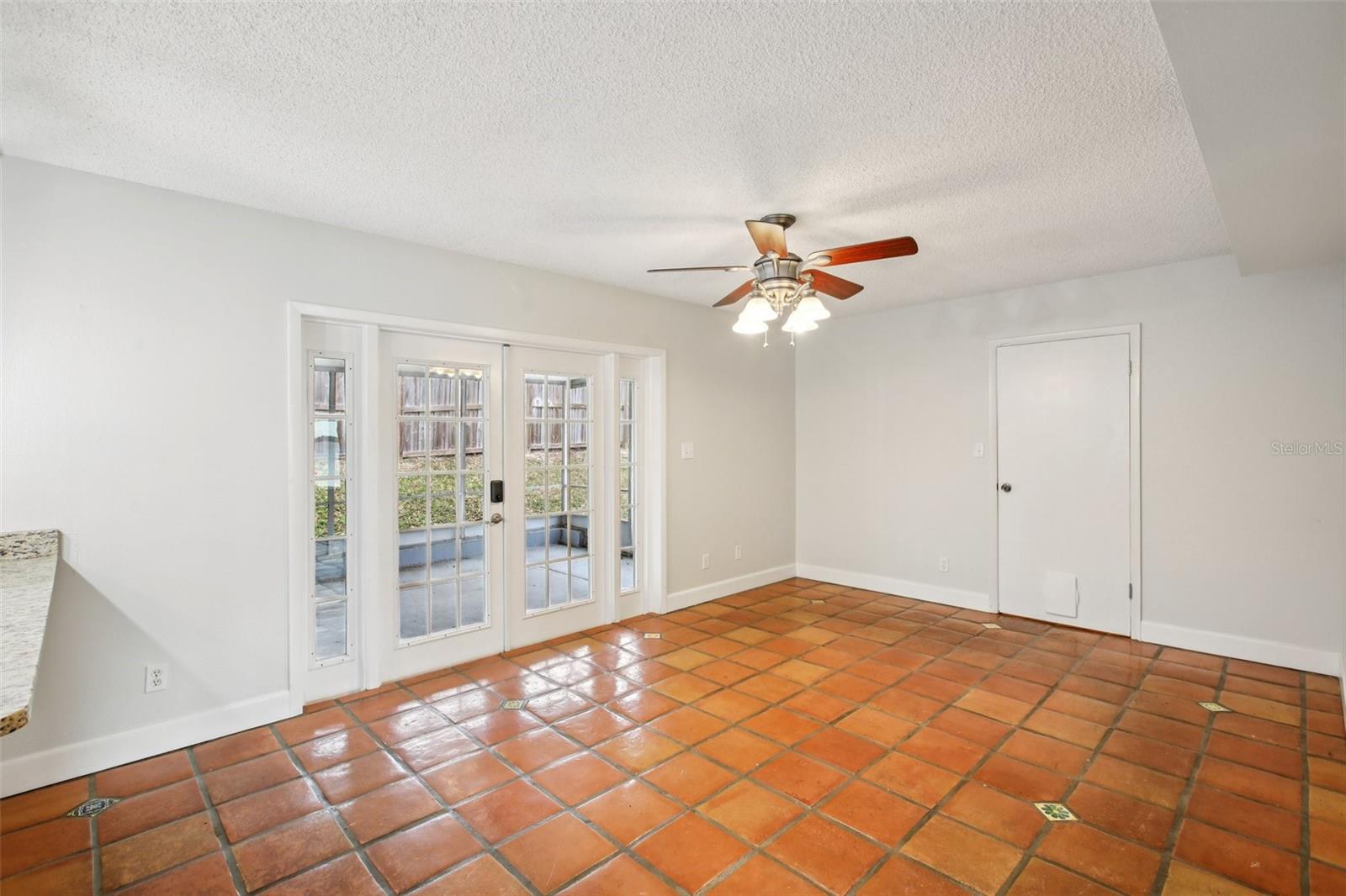 Image 6 of 37 For 1218 Lake Ariana Boulevard