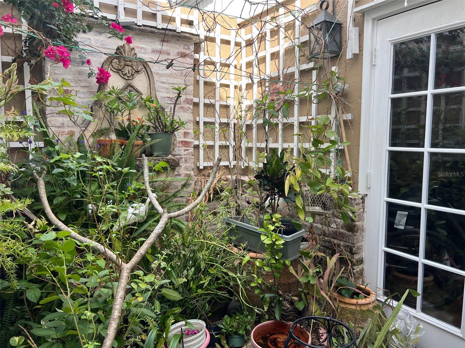 Image 16 of 33 For 2833 Orange Tree Circle N C