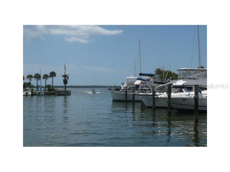 Image 32 of 33 For 2833 Orange Tree Circle N C