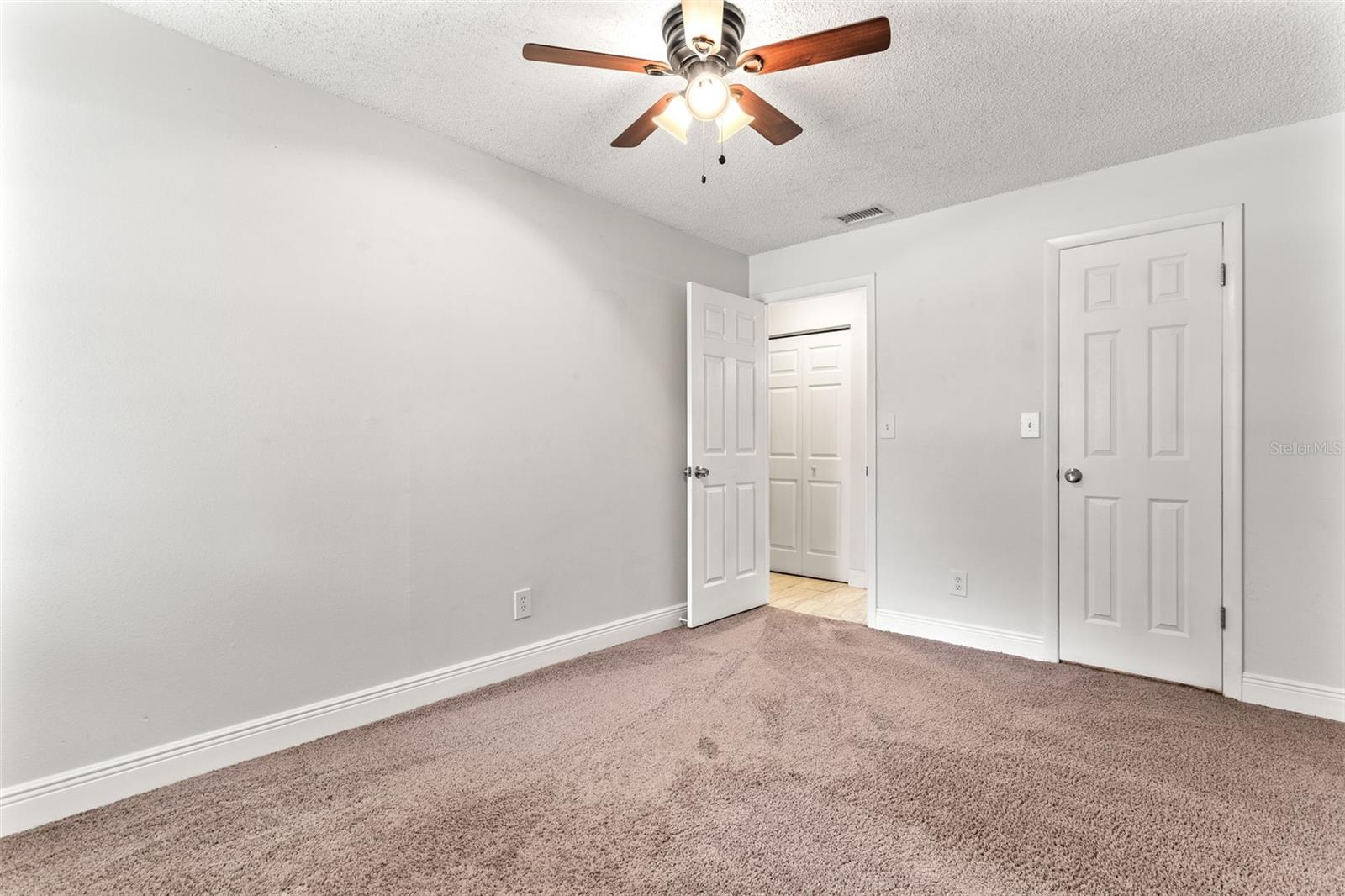 Image 16 of 26 For 1500 Walnut Street