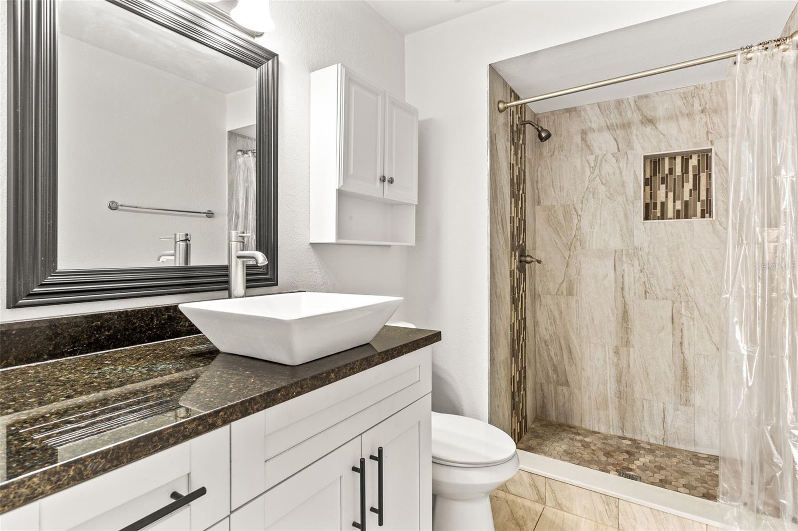 Image 22 of 26 For 1500 Walnut Street