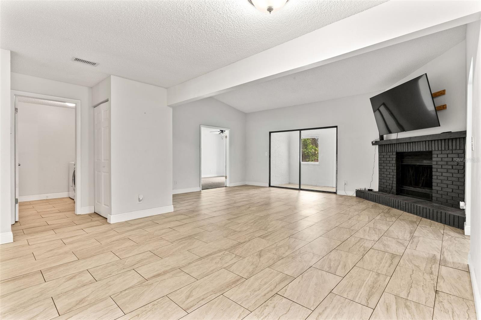 Image 5 of 26 For 1500 Walnut Street