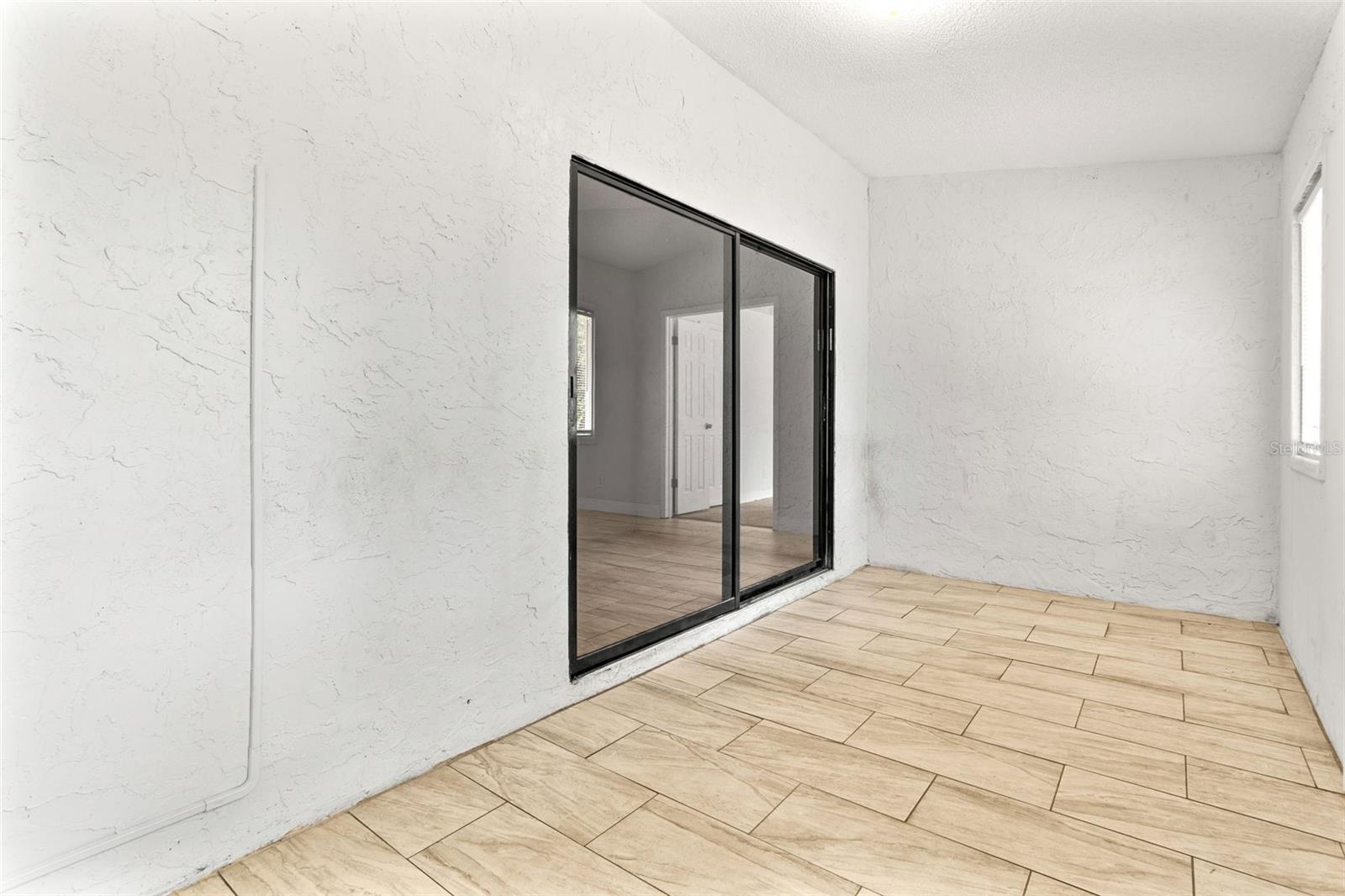 Image 7 of 26 For 1500 Walnut Street