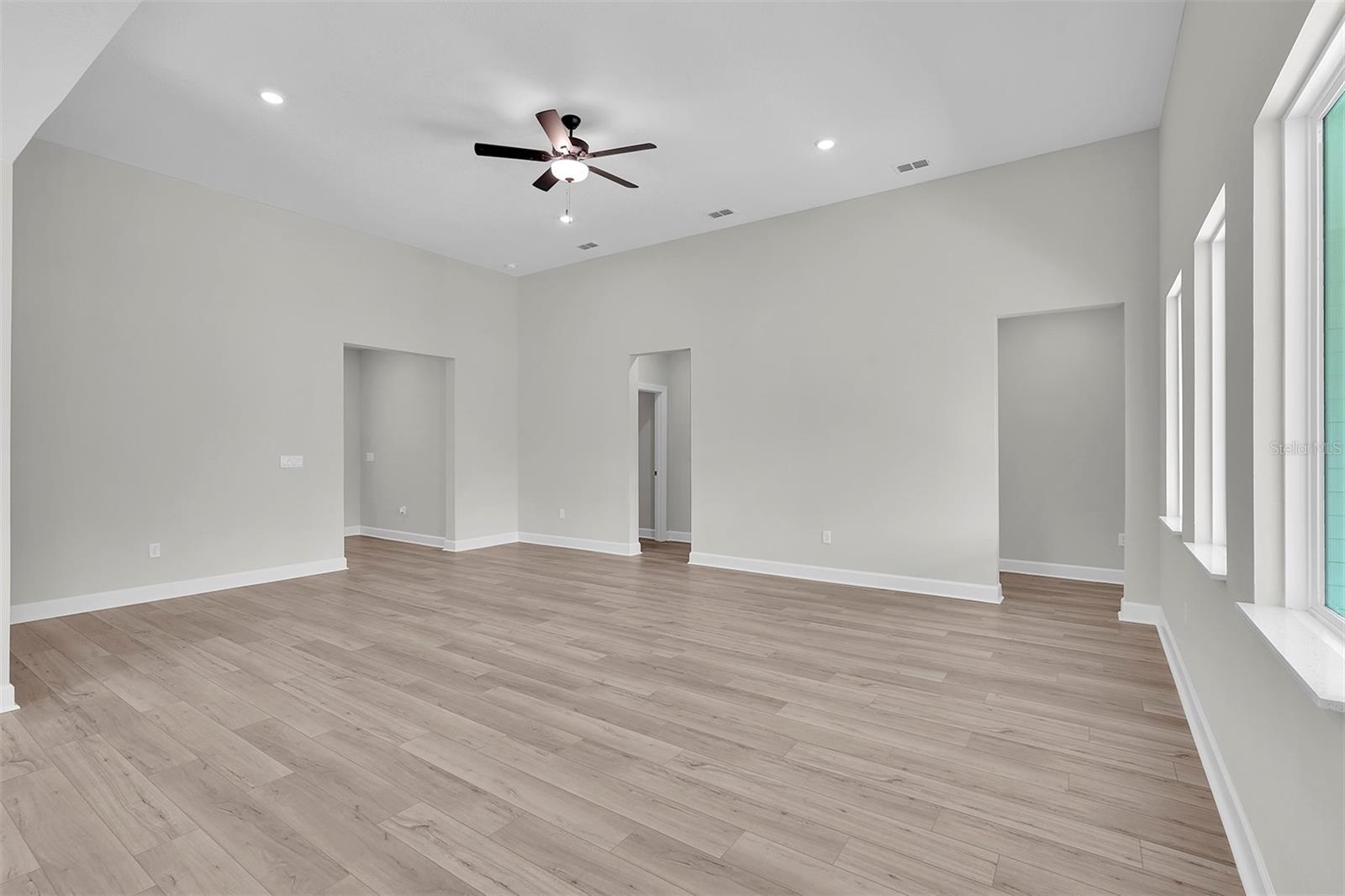 Image 5 of 21 For 3 Fielding Lane