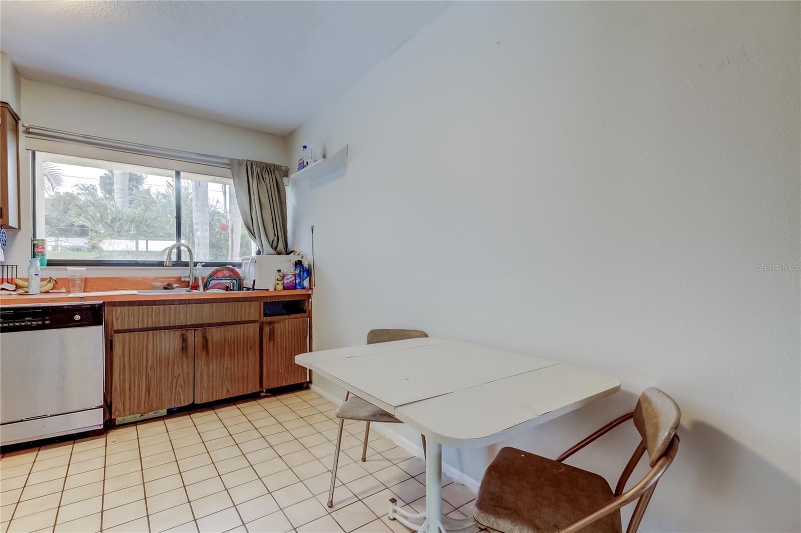 Image 14 of 41 For 4548 Somerset Place