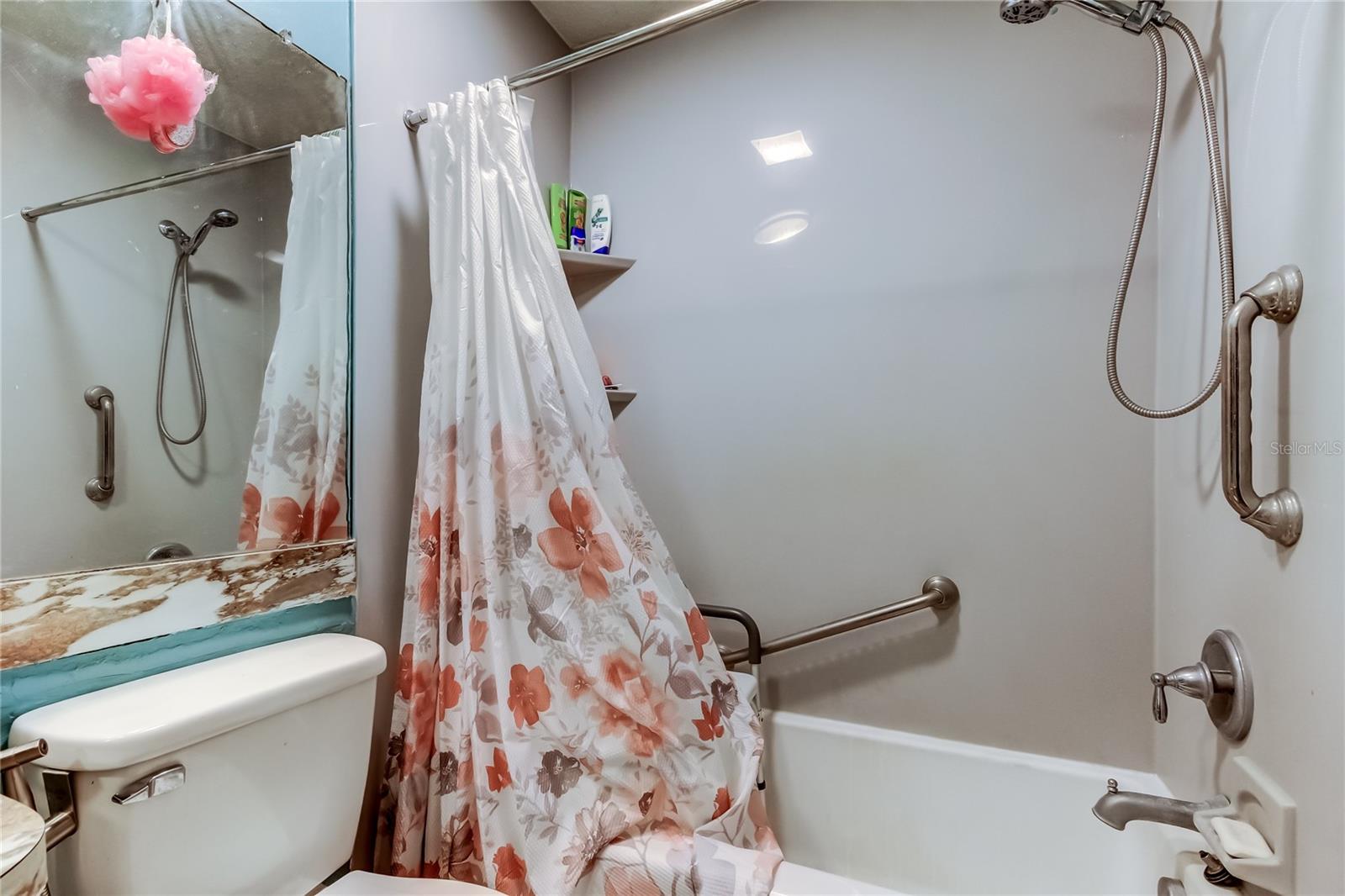 Image 23 of 41 For 4548 Somerset Place