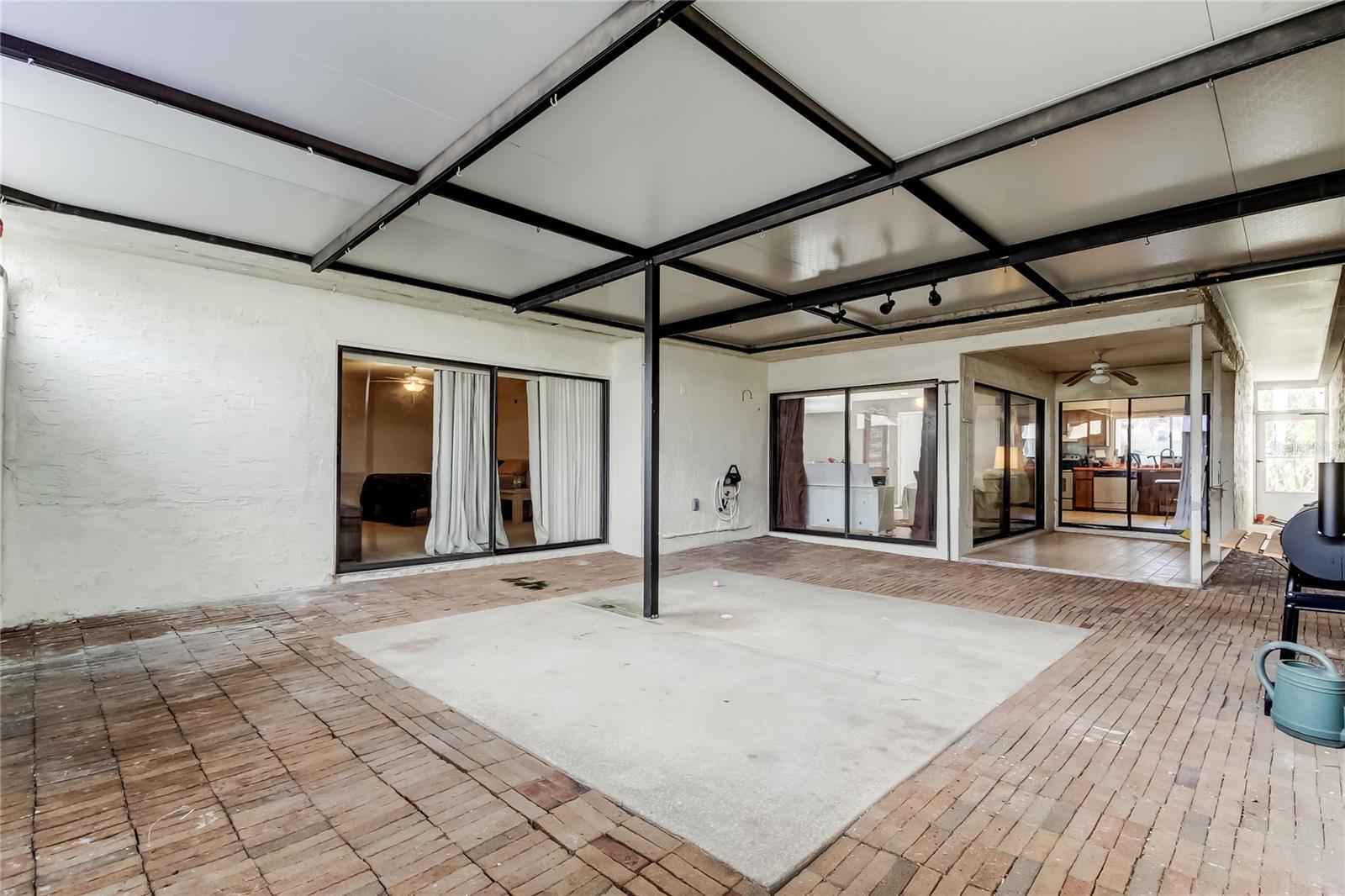 Image 35 of 41 For 4548 Somerset Place