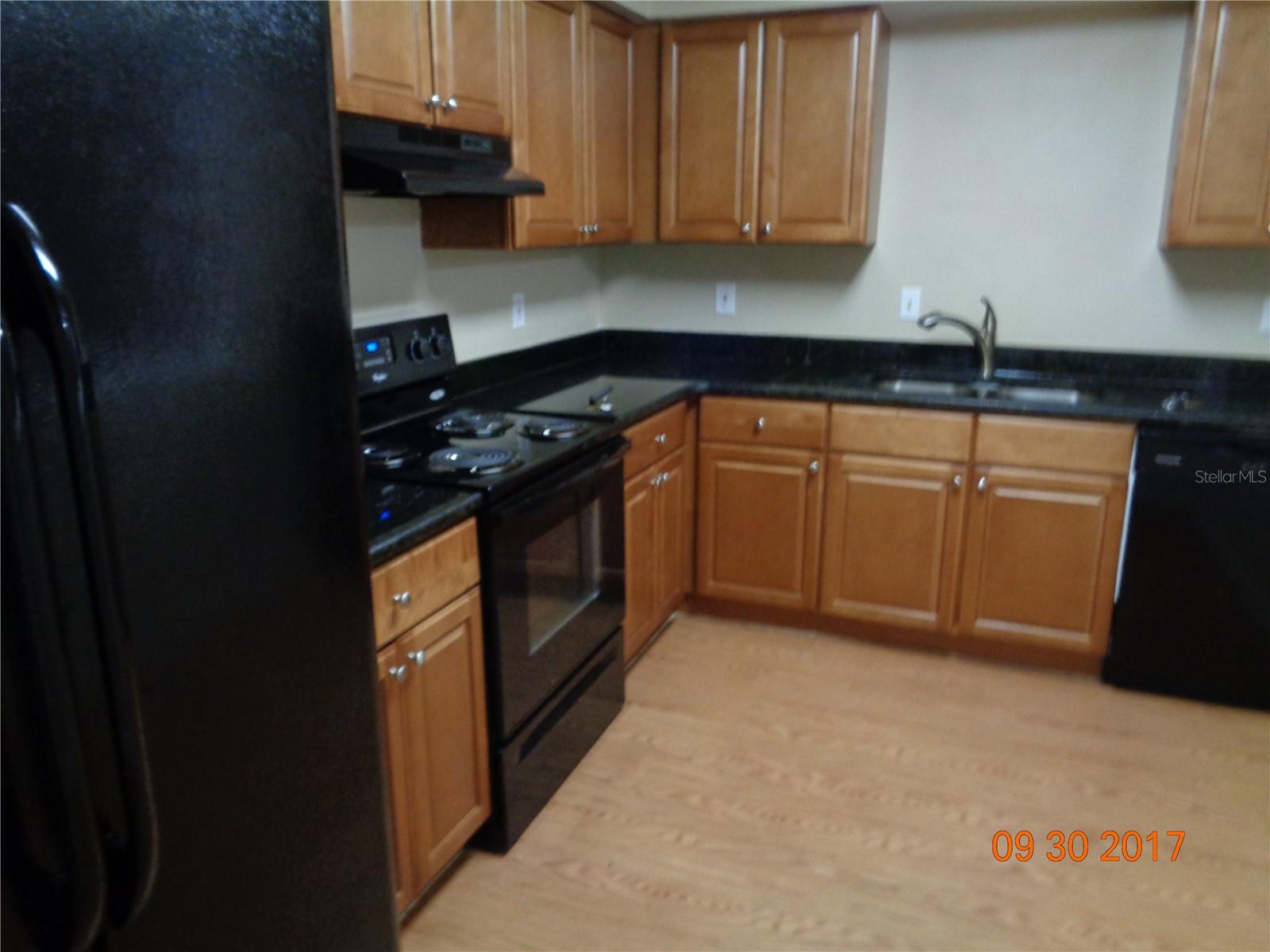 Image 6 of 9 For 22745 Penny Loop