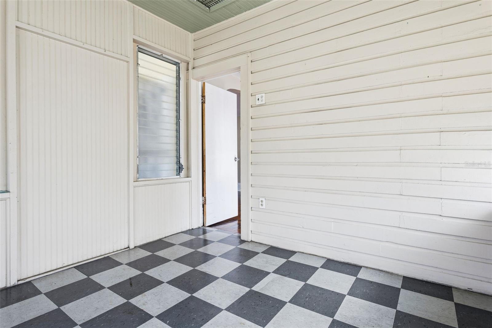 Image 10 of 25 For 5005 15th Street