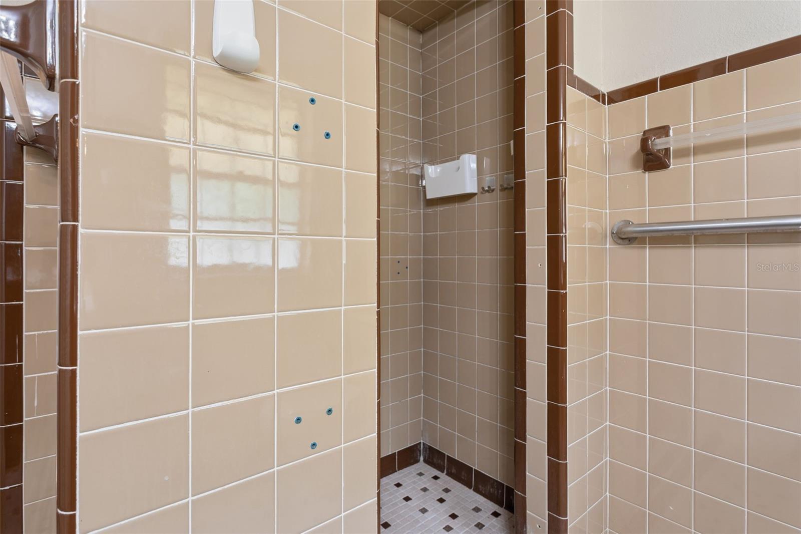 Image 18 of 25 For 5005 15th Street