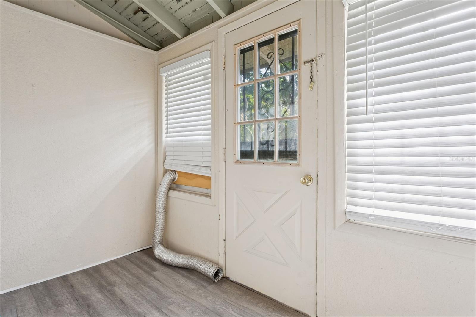 Image 19 of 25 For 5005 15th Street