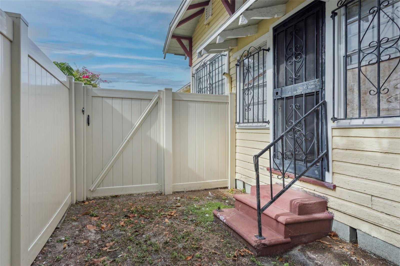 Image 20 of 25 For 5005 15th Street