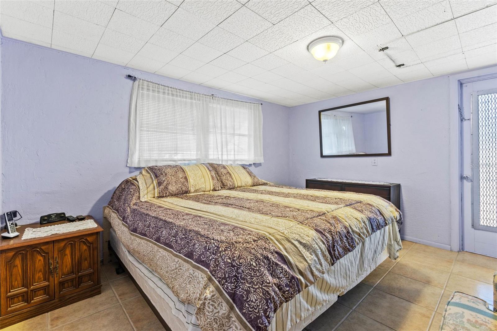 Listing photo id 11 for 4851 Gandy Boulevard B2l25