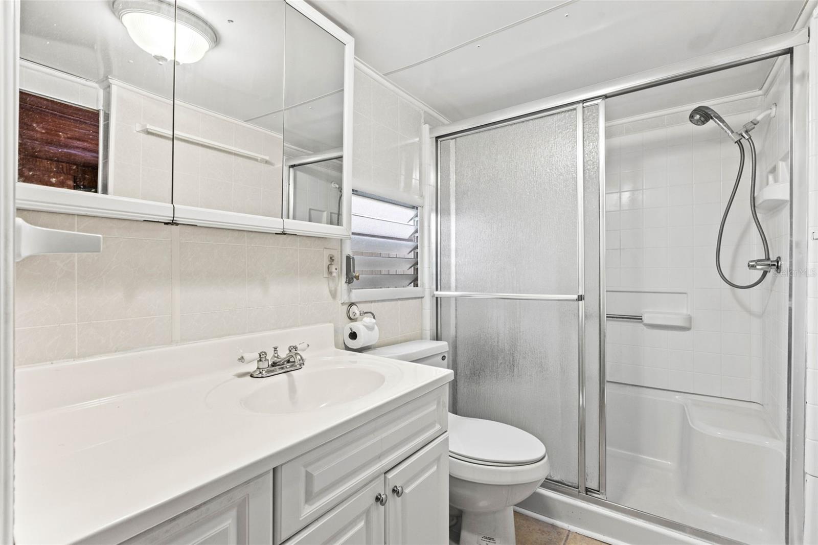 Listing photo id 13 for 4851 Gandy Boulevard B2l25