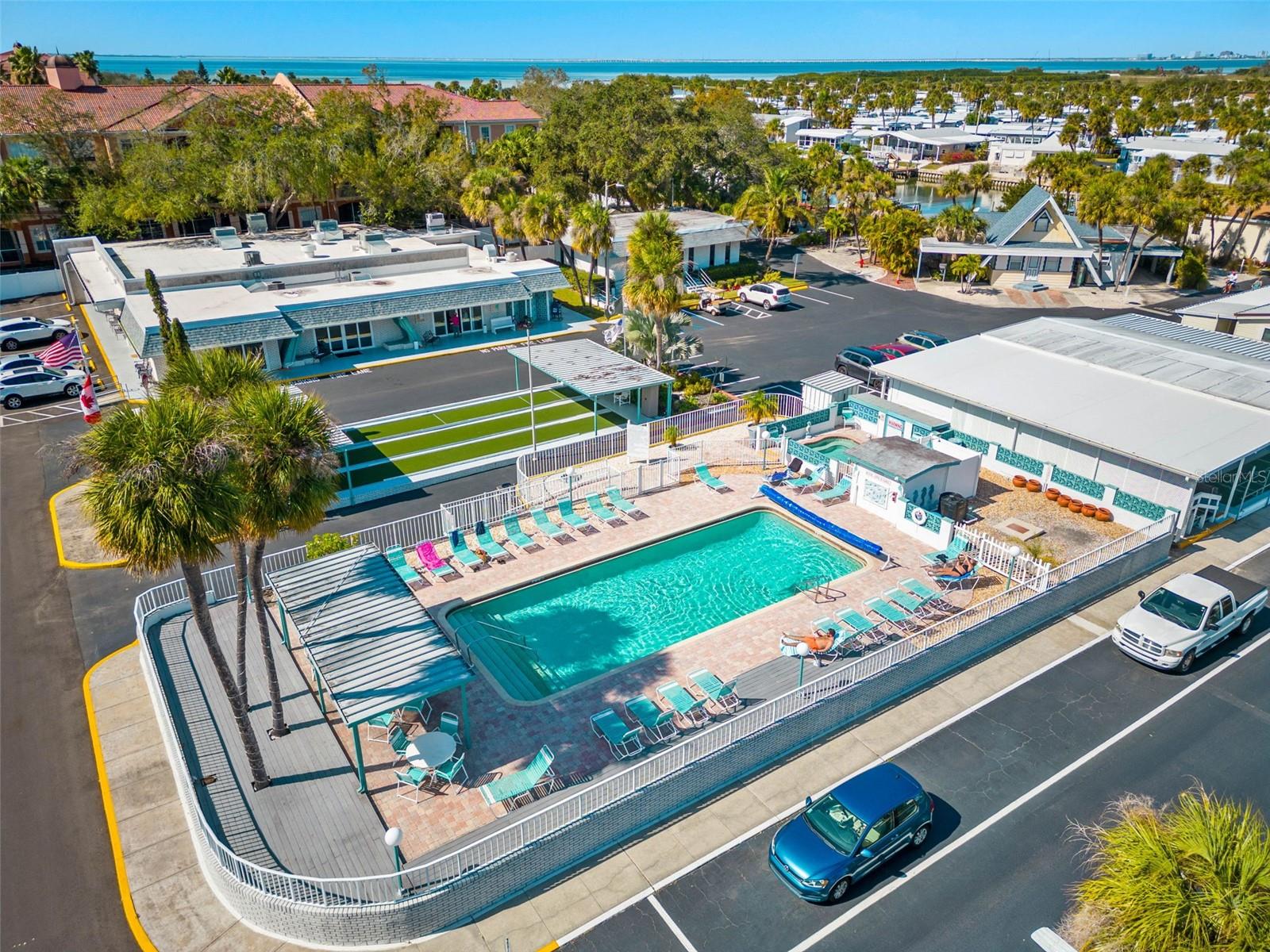 Listing photo id 21 for 4851 Gandy Boulevard B2l25