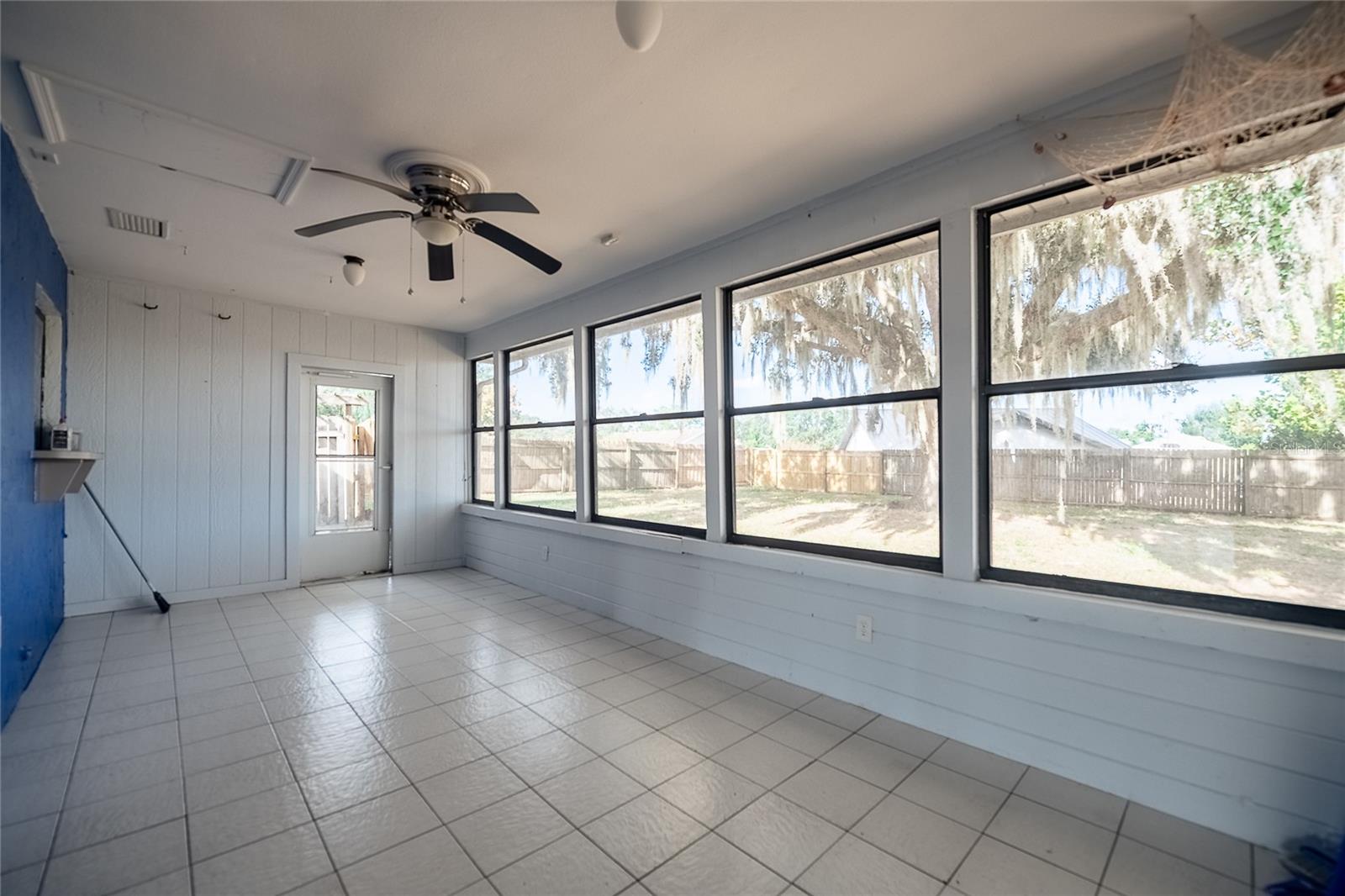 Image 17 of 40 For 3303 Duff Road