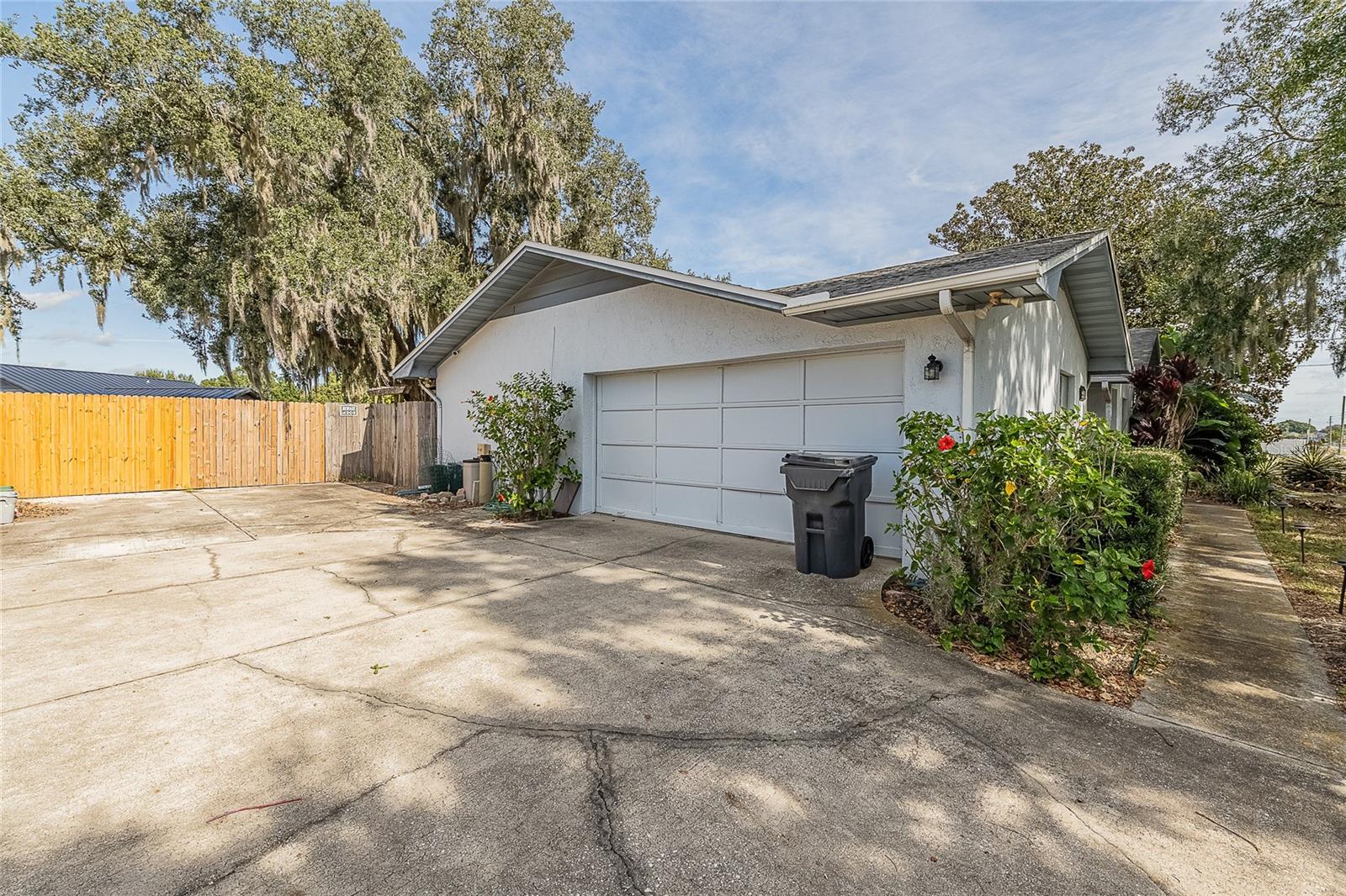 Image 4 of 40 For 3303 Duff Road