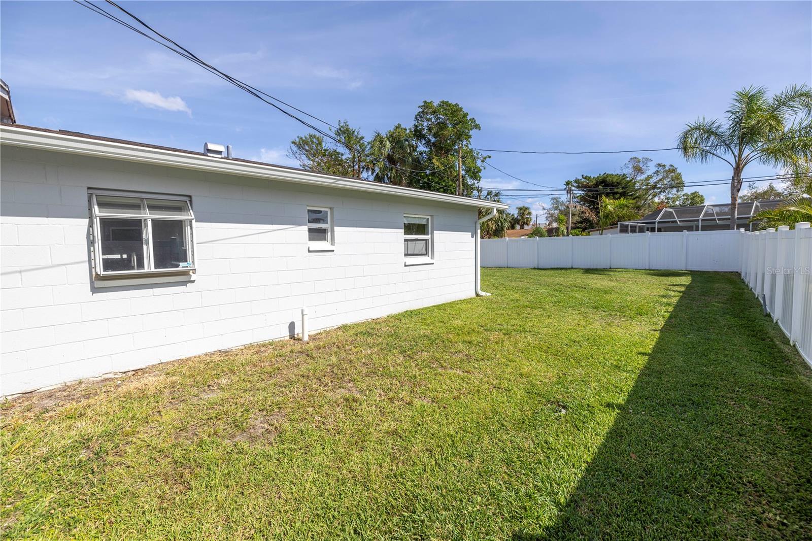 Image 15 of 20 For 4501 Helena Street Ne