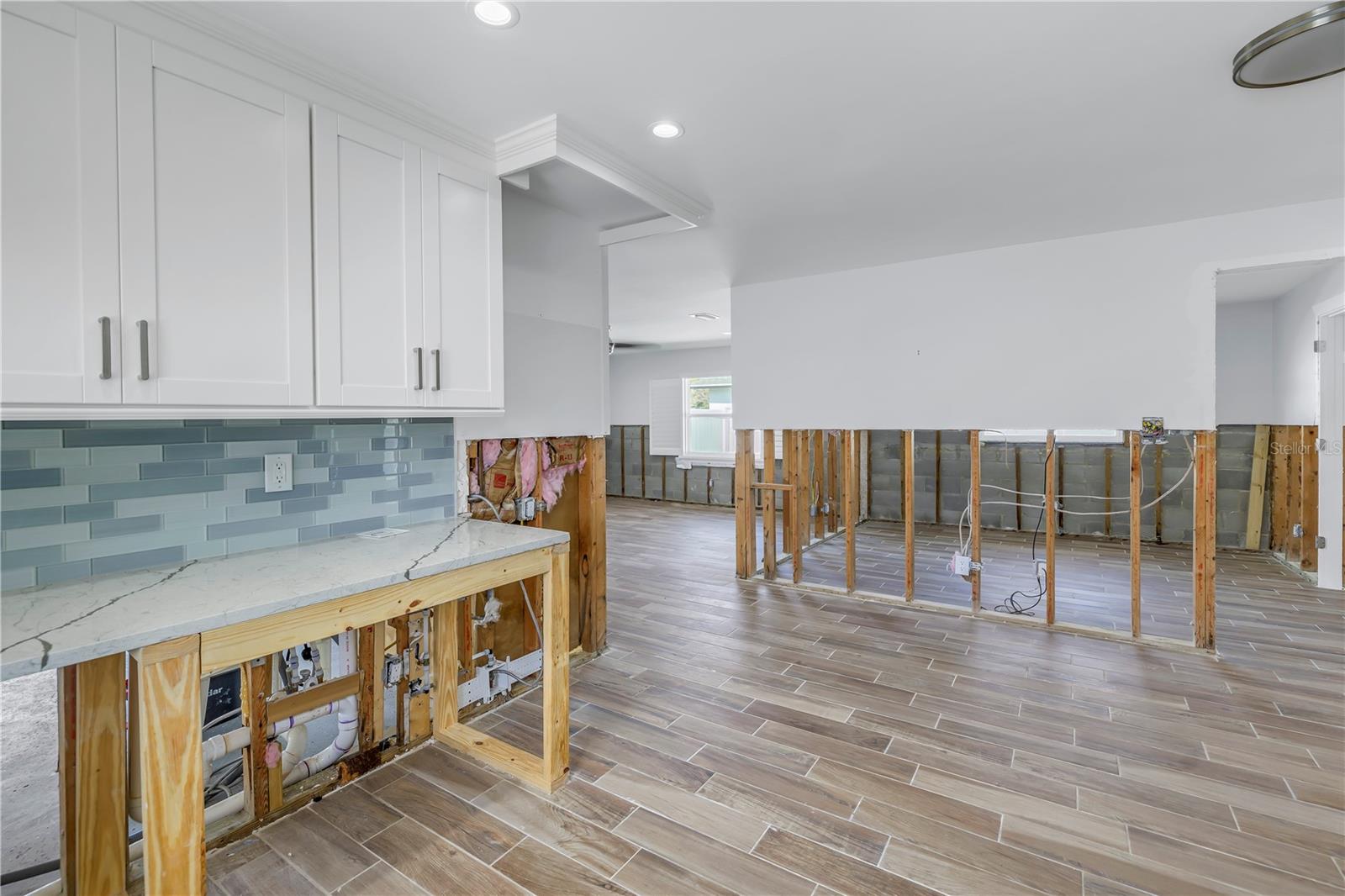 Image 2 of 20 For 4501 Helena Street Ne