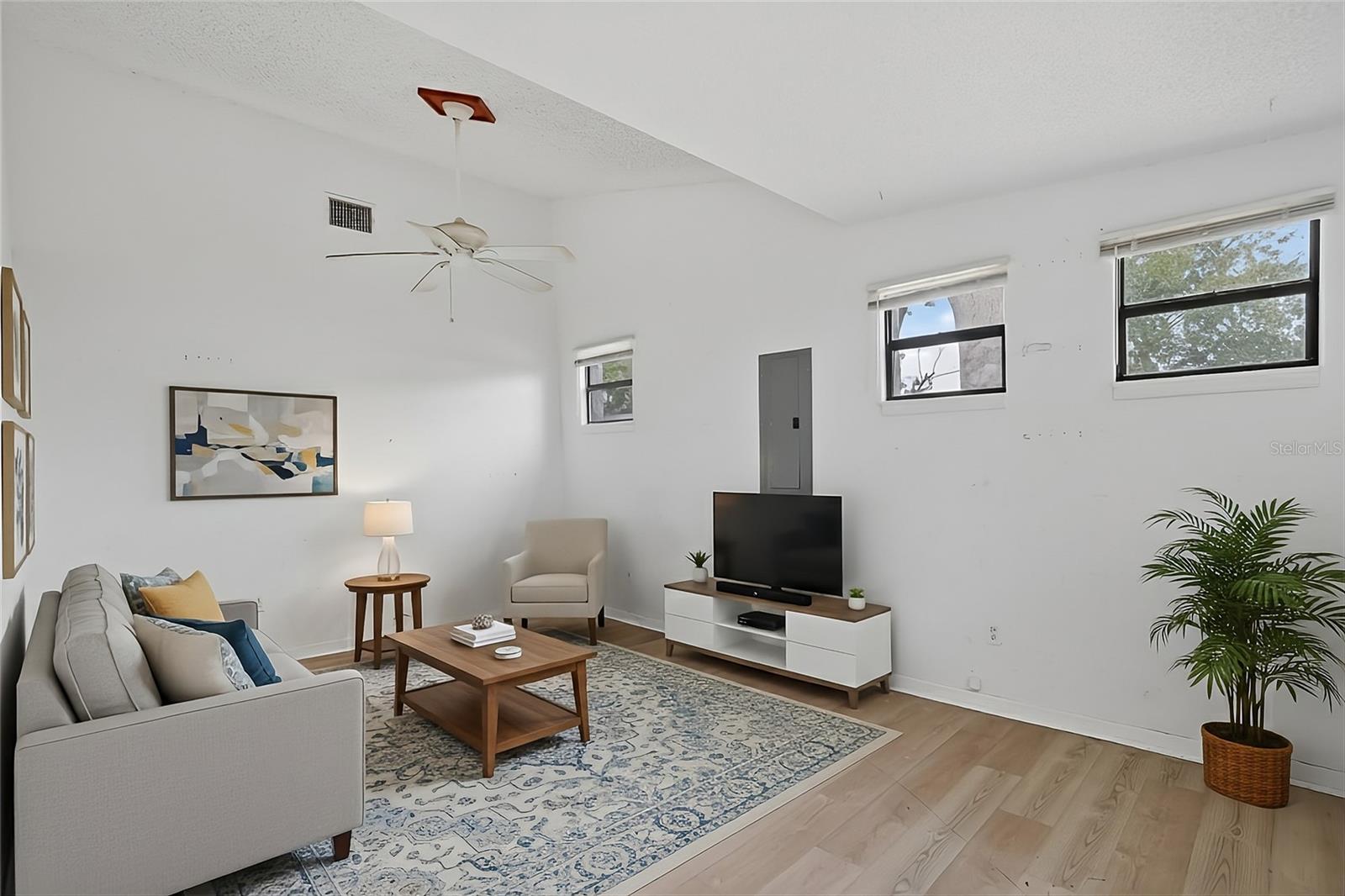 Image 11 of 34 For 4320 44th Street N