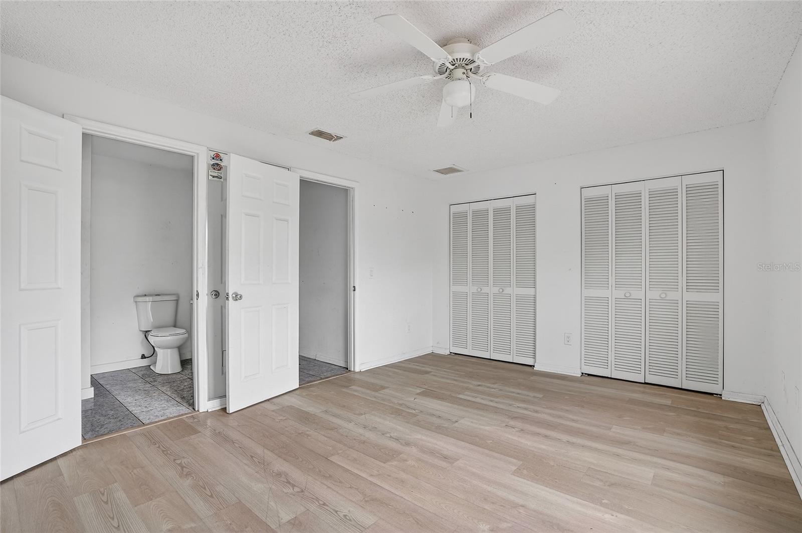 Image 14 of 34 For 4320 44th Street N