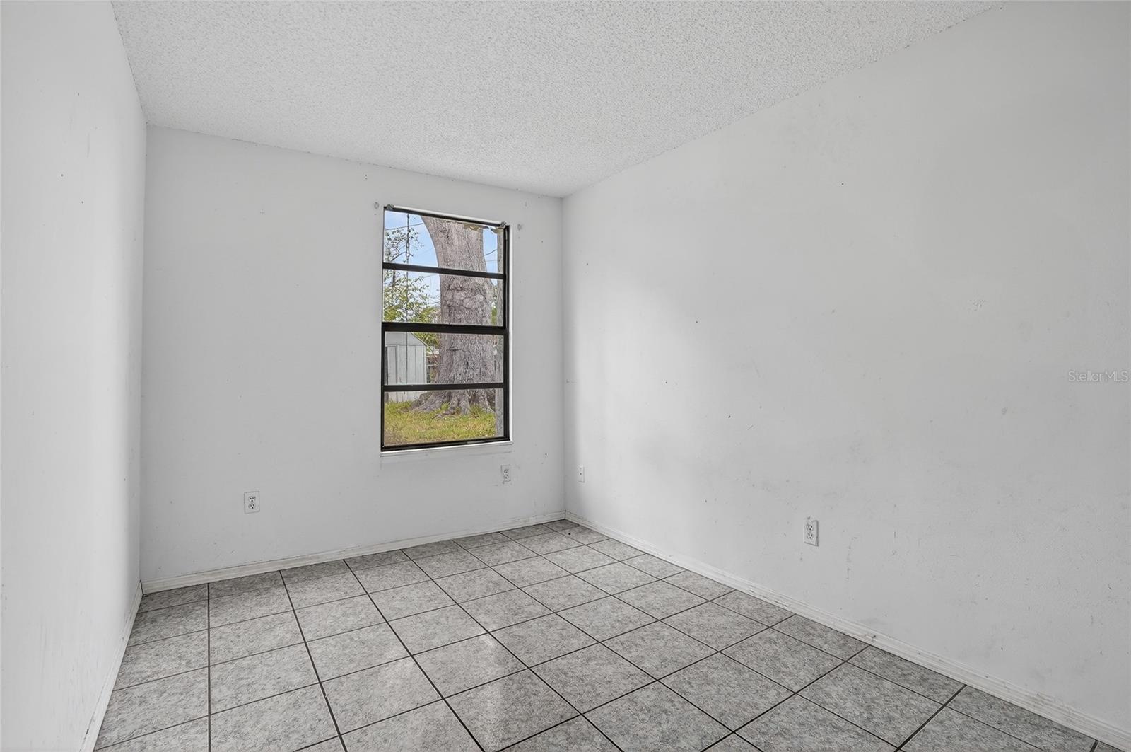 Image 23 of 34 For 4320 44th Street N