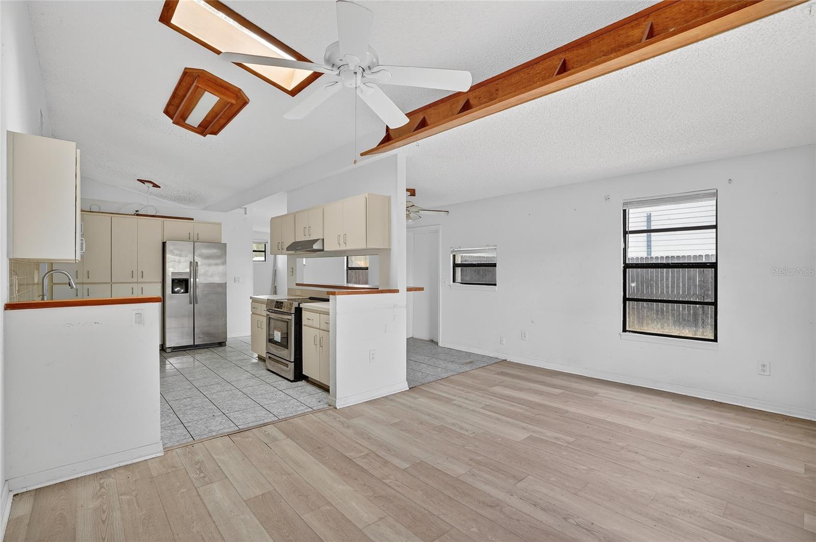 Image 3 of 34 For 4320 44th Street N