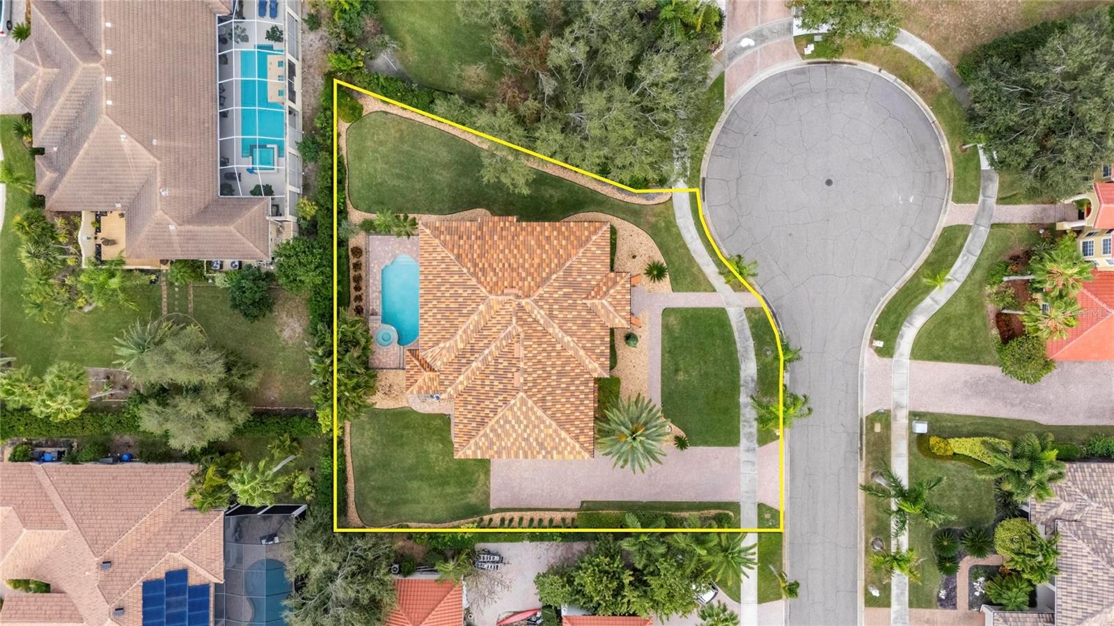 Listing photo id 70 for 5910 La Rosa Lane