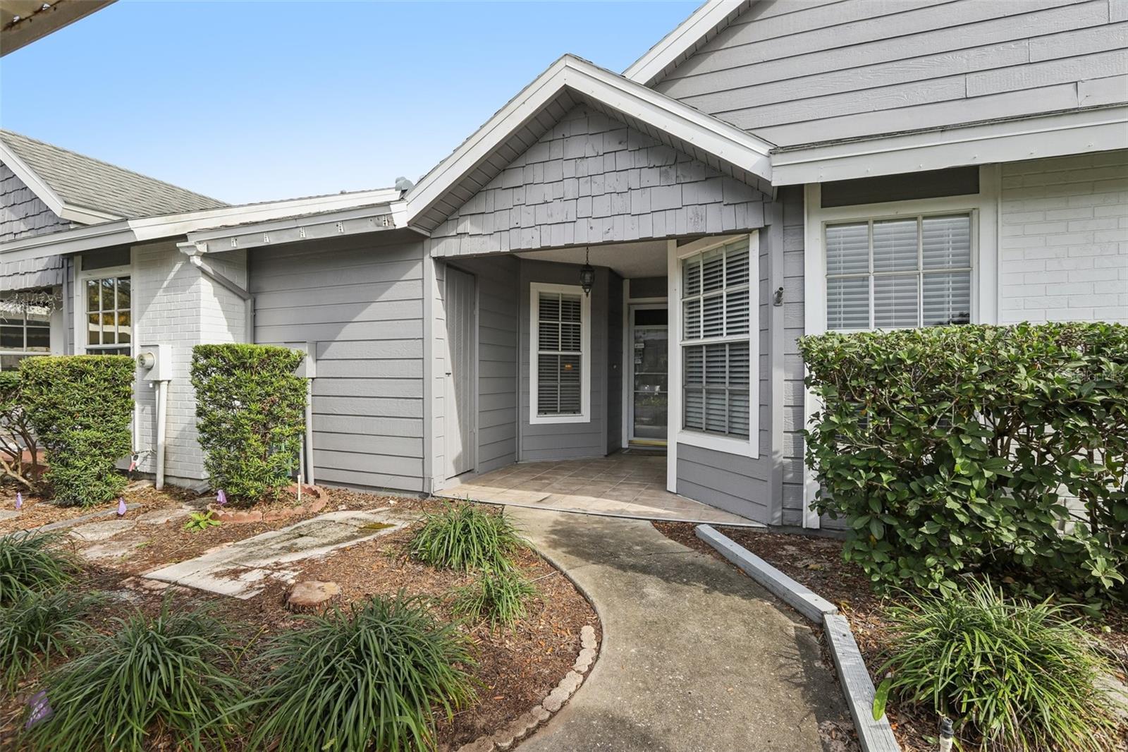 Image 2 of 26 For 456 Thanington Close